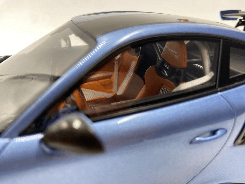 Porsche 911 GT2 RS blue 2021 – Image 5