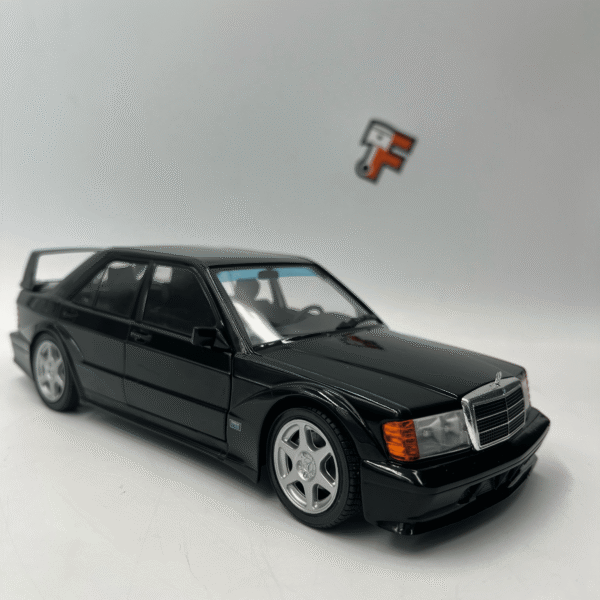 Miniature Mercedes 190E Evo II 1990 Solido 1/18 vendue en Suisse
