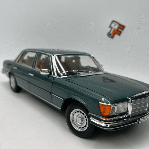 Miniature Mercedes 450 SEL 6.9 Blue Petrol Norev 1/18 vendue en Suisse