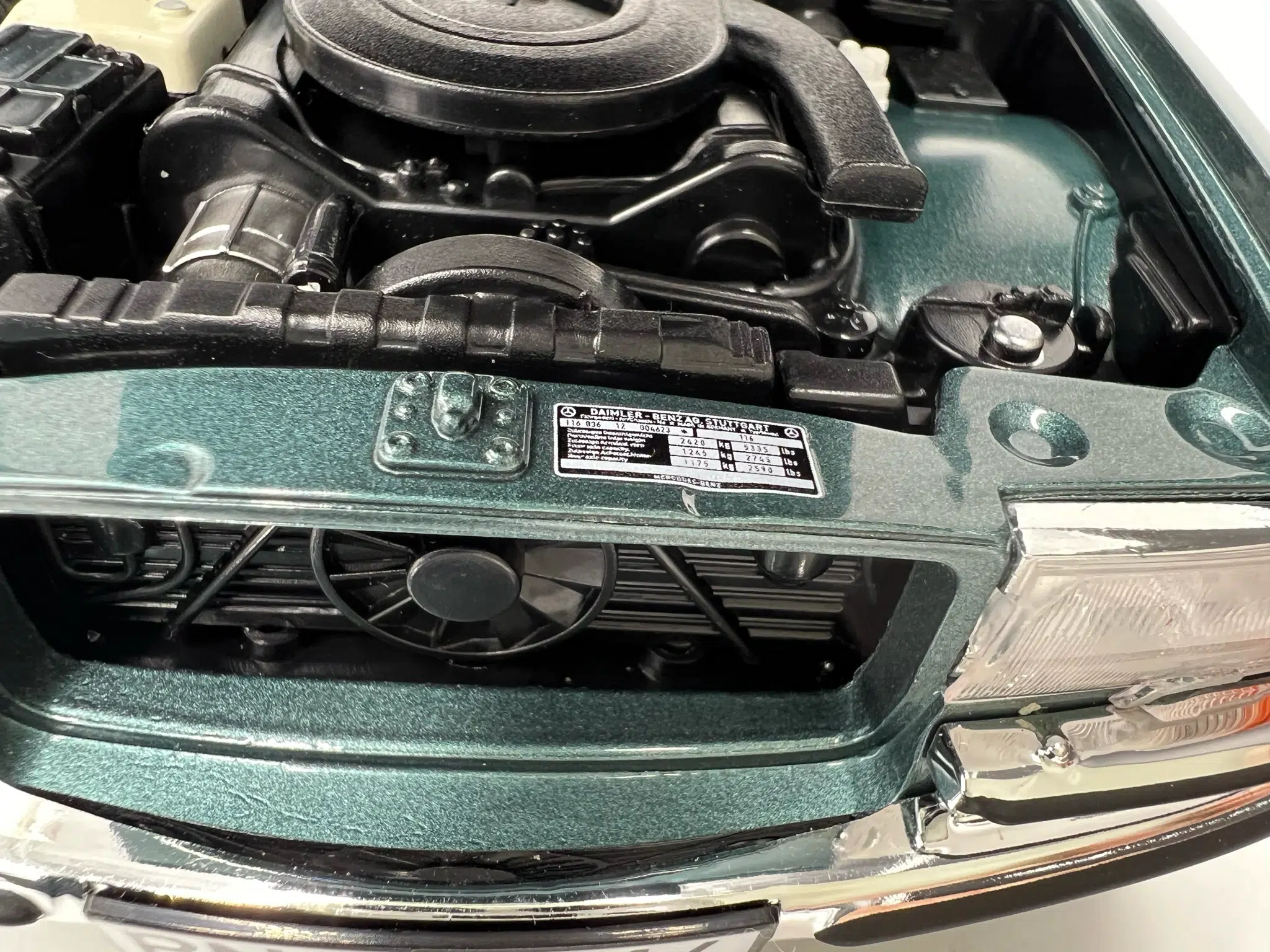 Mercedes 450 SEL 6.9 Blue Petrol – Image 2