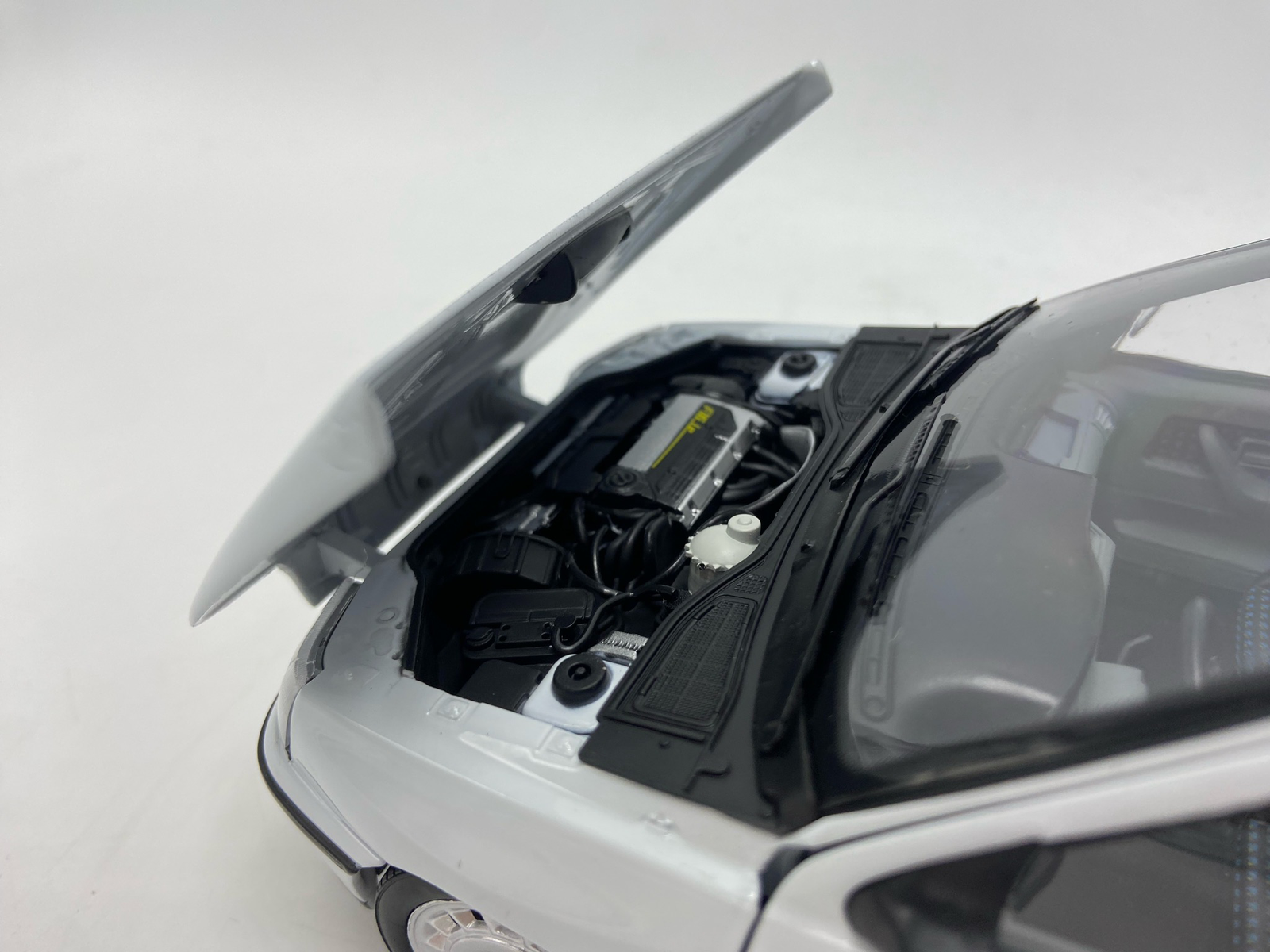 Renault Clio 16S 1991 – Image 8