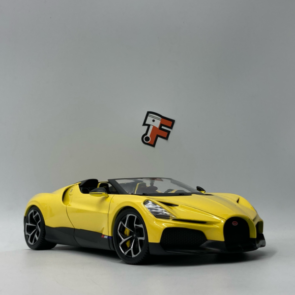 Miniature Bugatti Mistral W16 Jaune 2023 vendue en Suisse