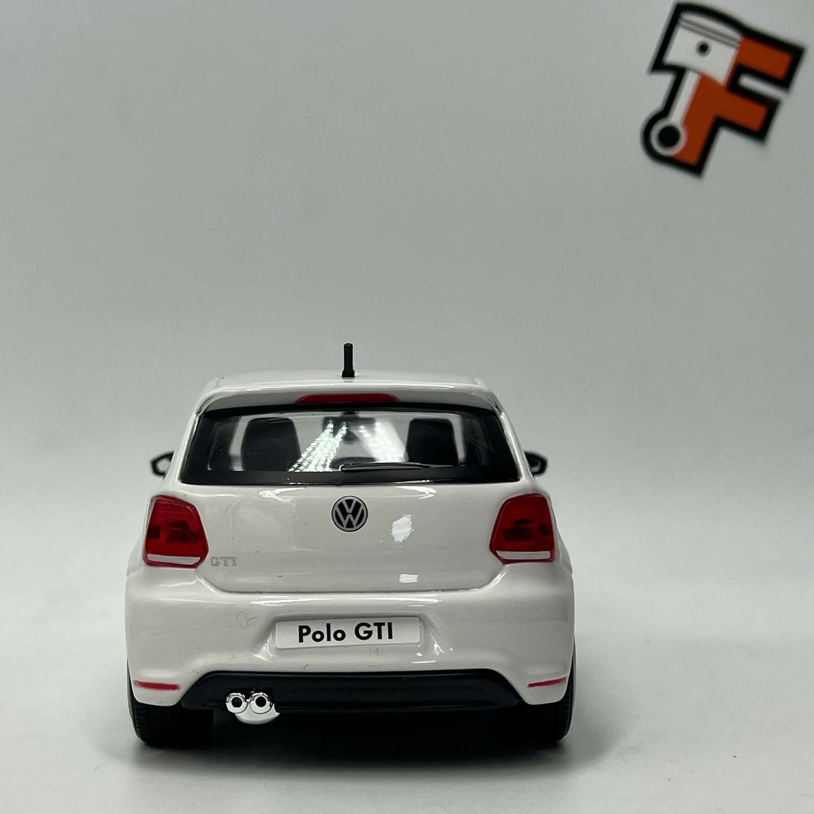 Volkswagen Polo GTI White 2009 – Image 5