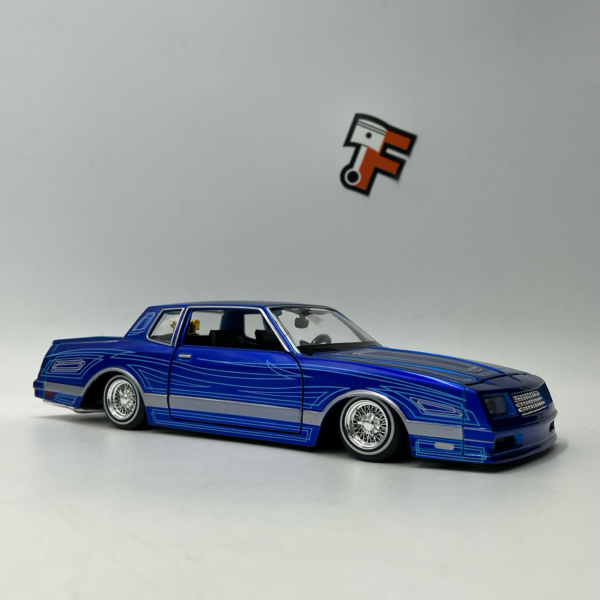 Miniature Chevrolet Monte Carlo SS 1986 modèle de collection
