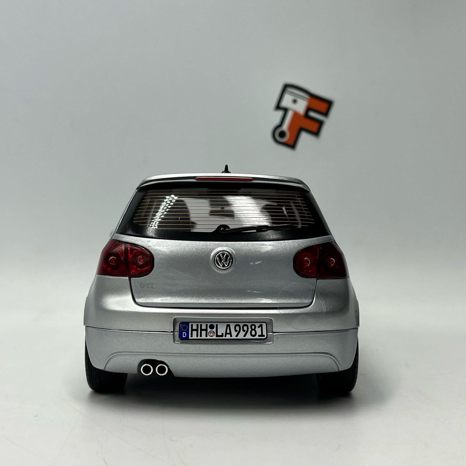 VW Golf V GTI Pirelli Silver 2007 – Image 7