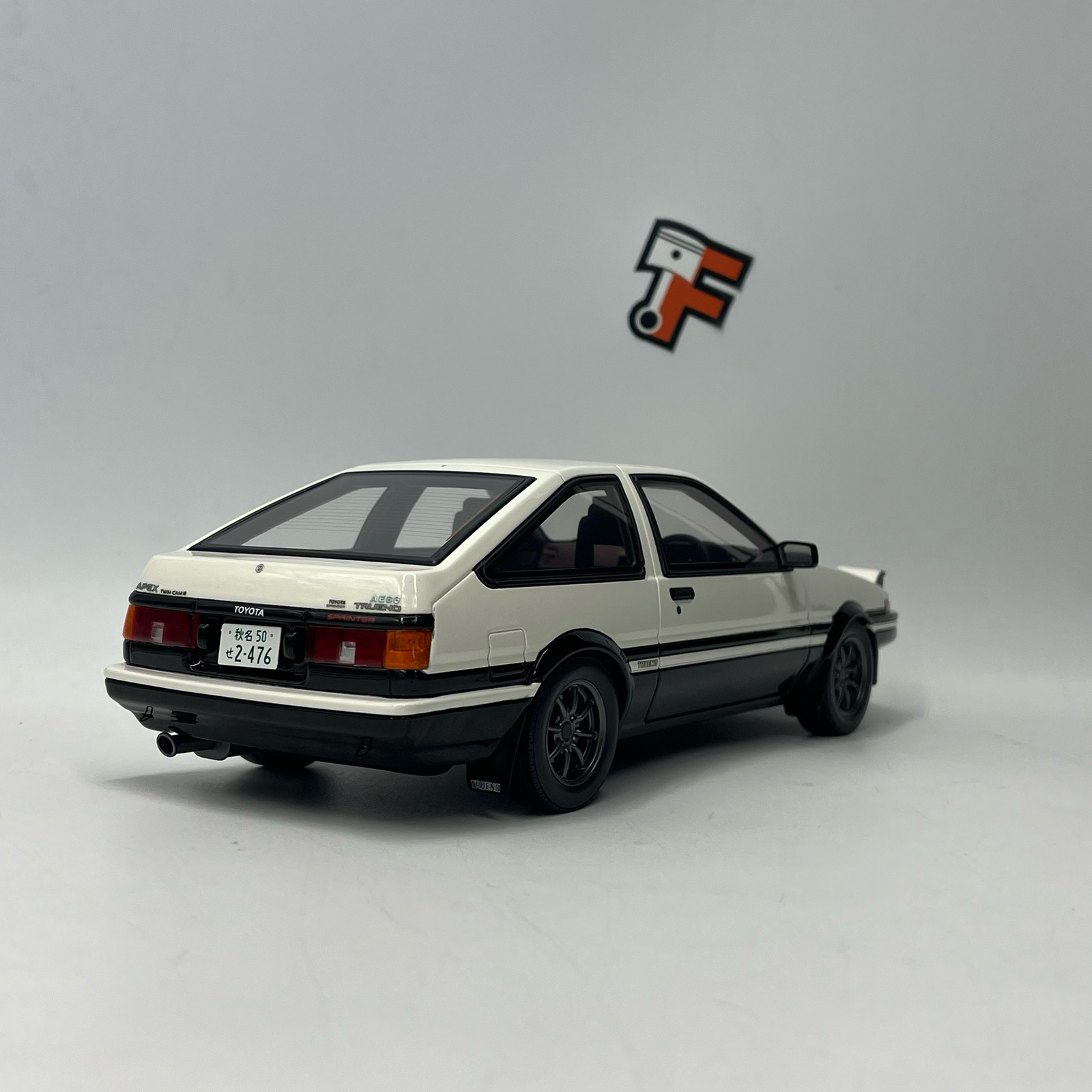 Toyota Sprinter Trueno AE86 GT-APEX Panda 1985 – Image 3