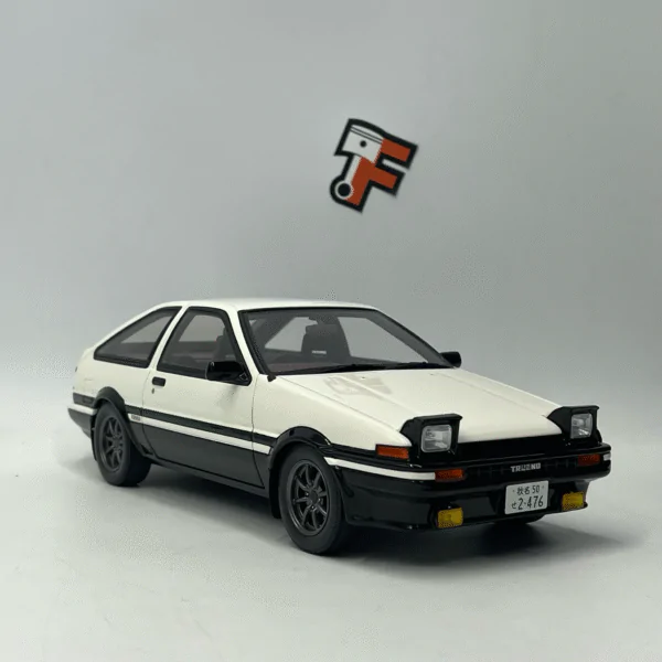 Miniature Toyota Sprinter Trueno AE86 GT-APEX Panda 1985 OttOmobile 1/18 vendue en Suisse