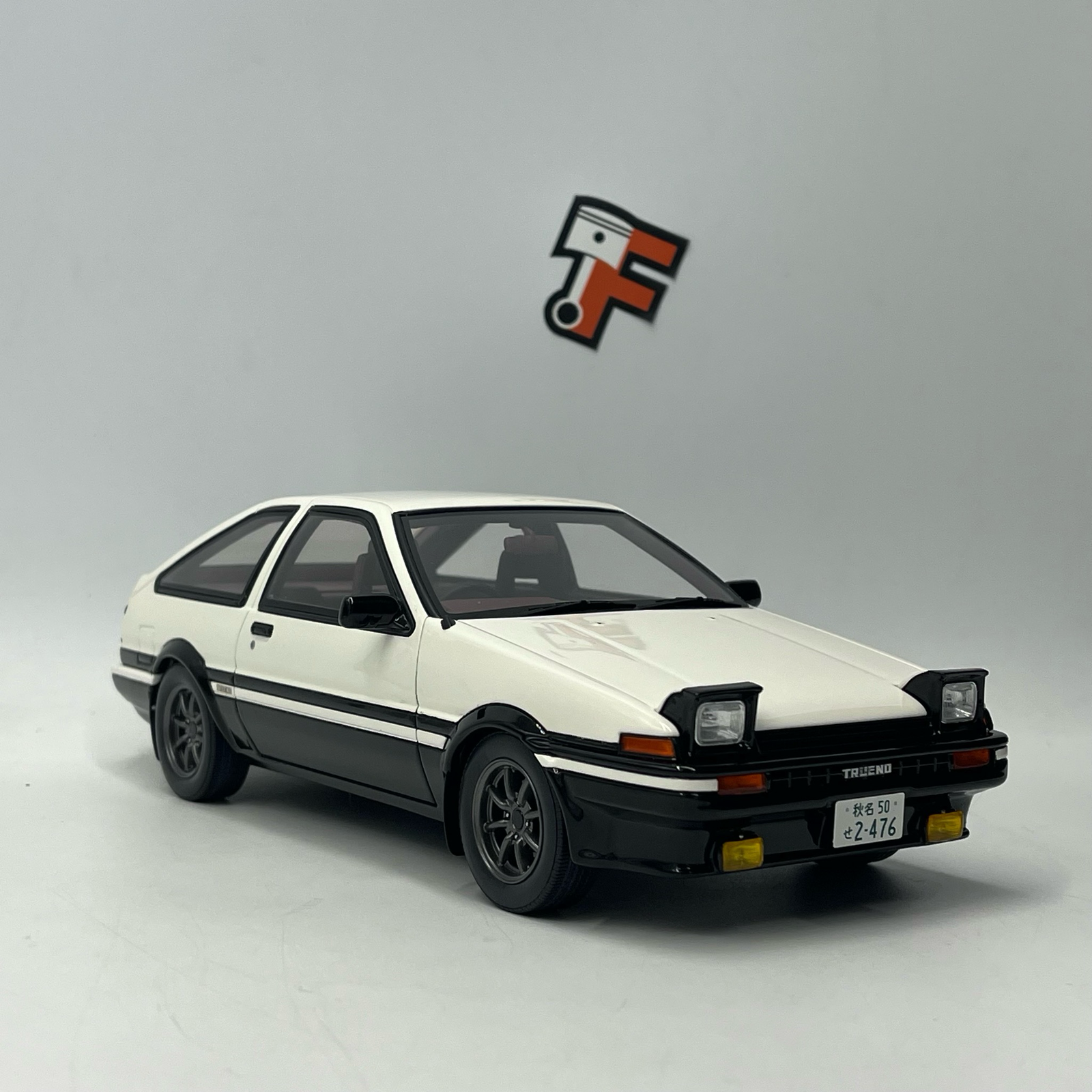 Miniature Toyota Sprinter Trueno AE86 GT-APEX Panda 1985 OttOmobile 1/18 vendue en Suisse
