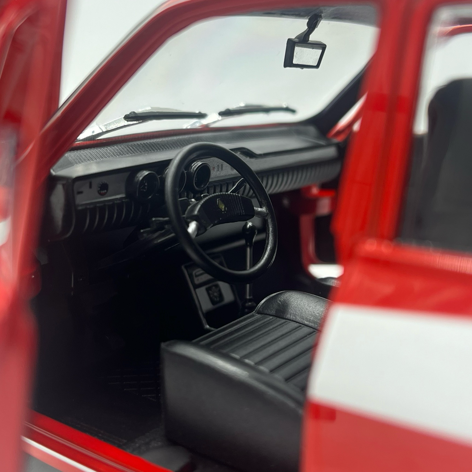 Renault 12 1975 Starsky et Hutch - Rouge Granit – Image 7