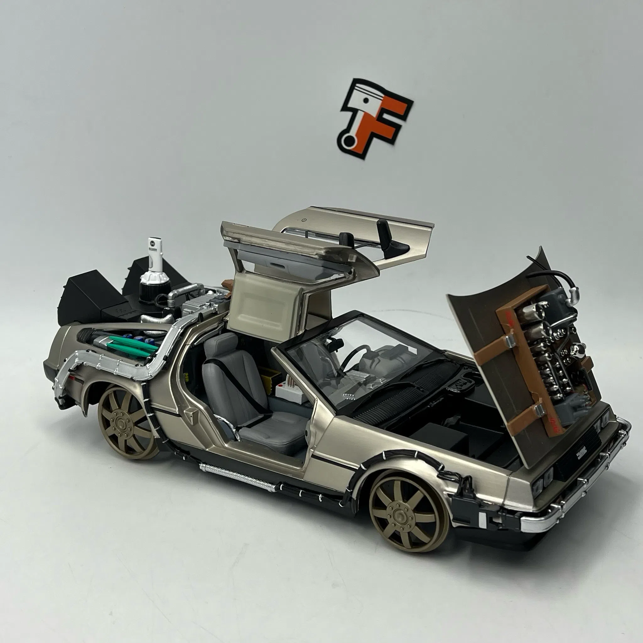 Miniature DMC Delorean Back To The Future 3 vendue en Suisse