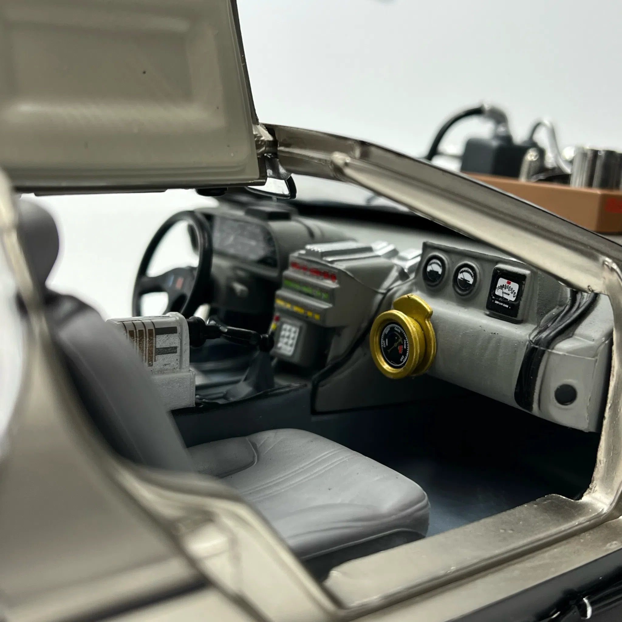 Miniature DMC Delorean Back To The Future 3 vendue en Suisse