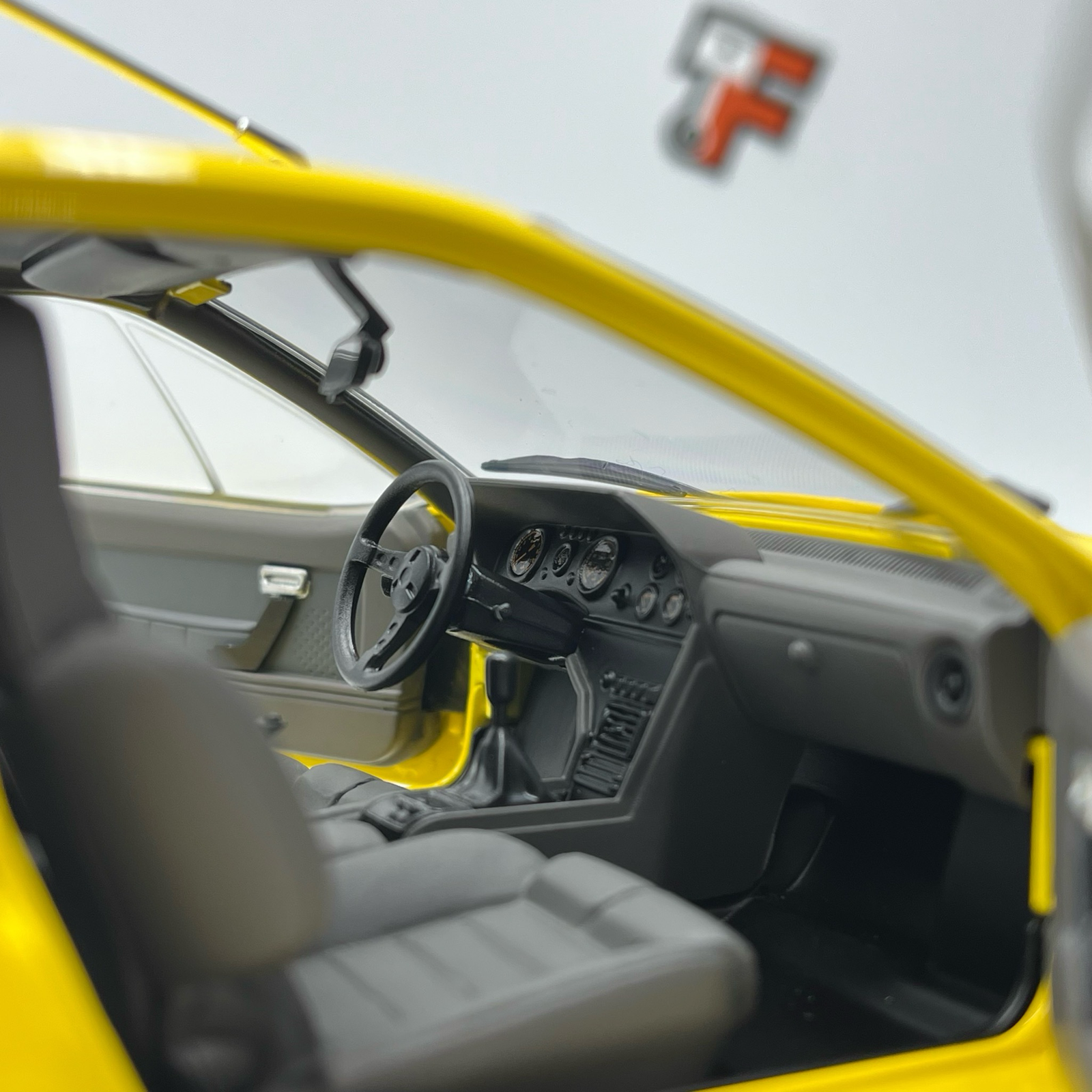 Alpine A310 V6 Jaune 1977 – Image 7