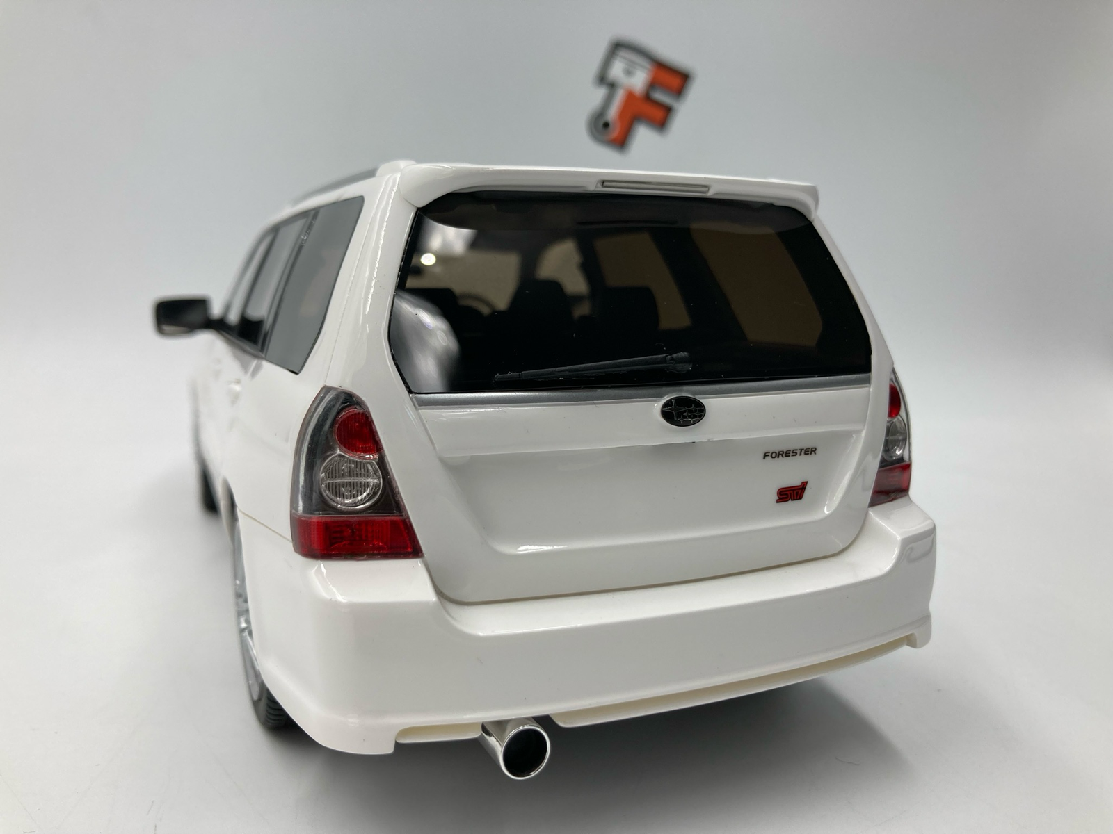 Subaru Forester STI Aspen White 2007 – Image 3