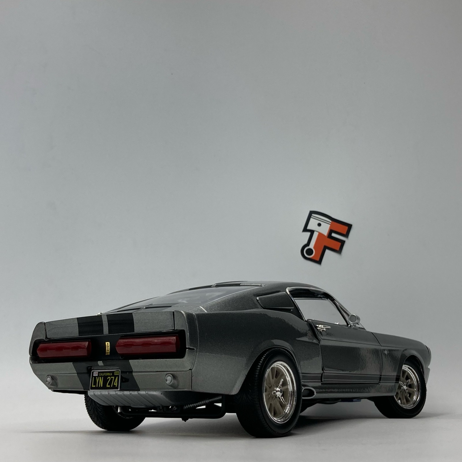 Miniature Shelby GT500 Eleanor 60 Secondes Chrono Peper Grey Metallic 1967 vendue en Suisse