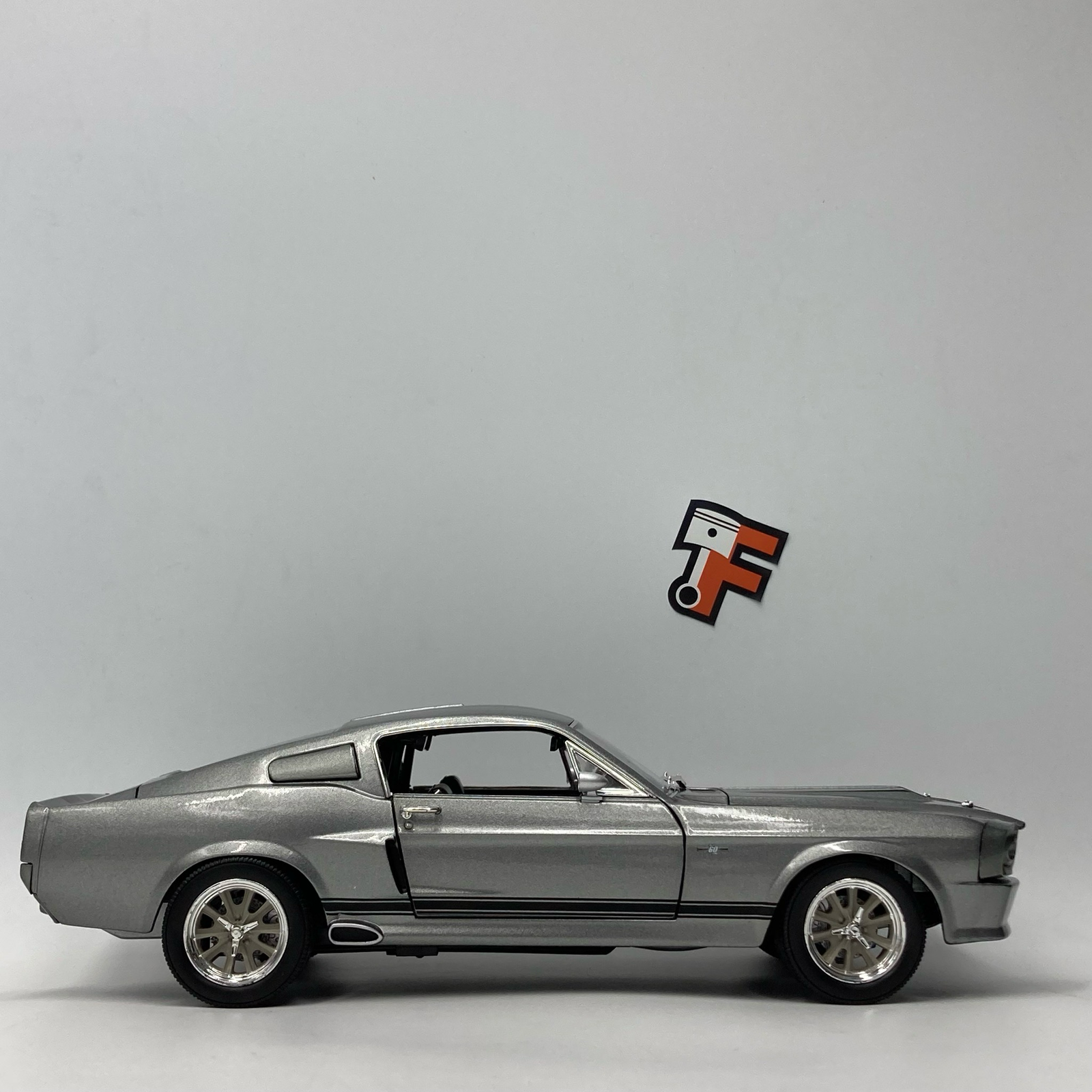 Miniature Shelby GT500 Eleanor 60 Secondes Chrono Peper Grey Metallic 1967 vendue en Suisse