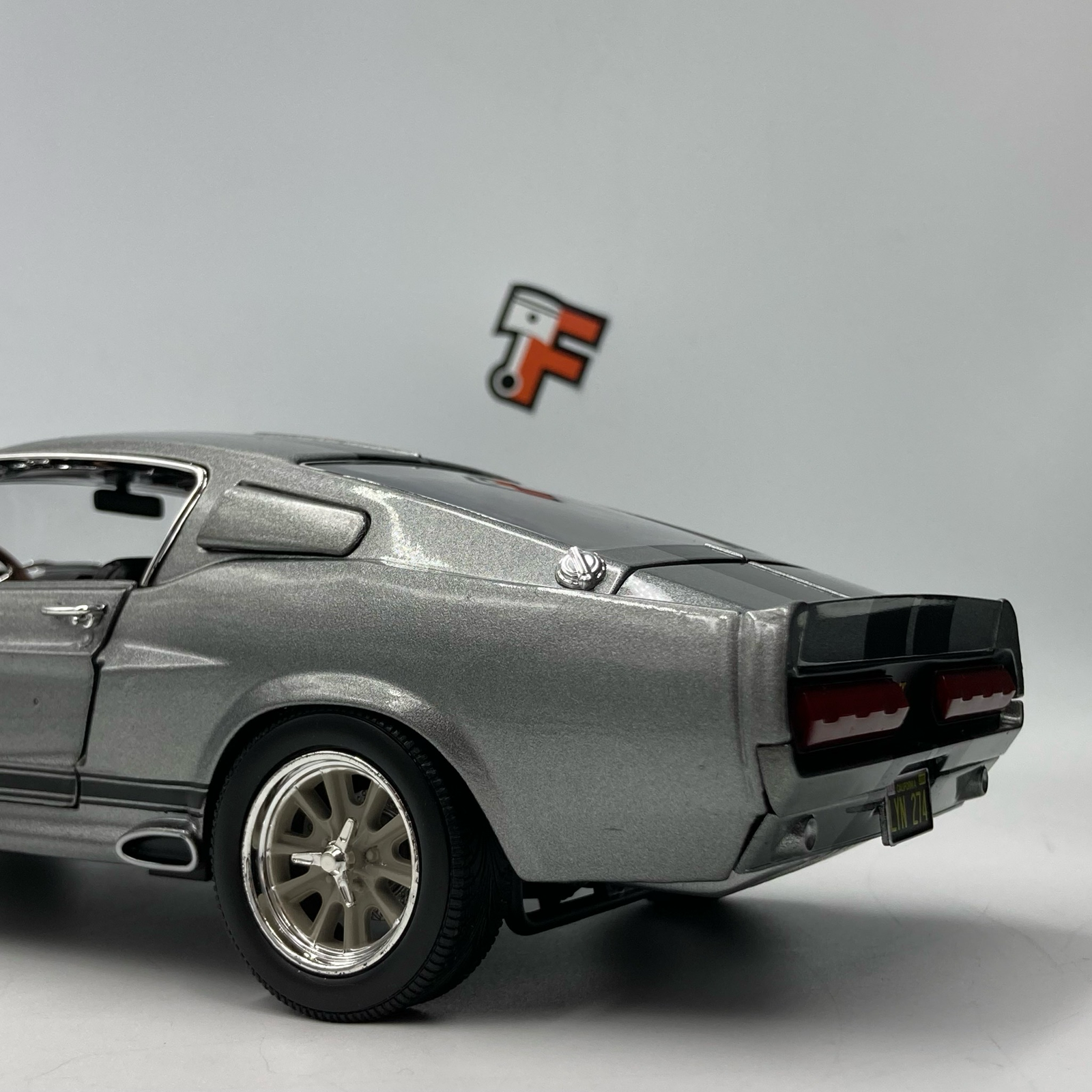 Miniature Shelby GT500 Eleanor 60 Secondes Chrono Peper Grey Metallic 1967 vendue en Suisse