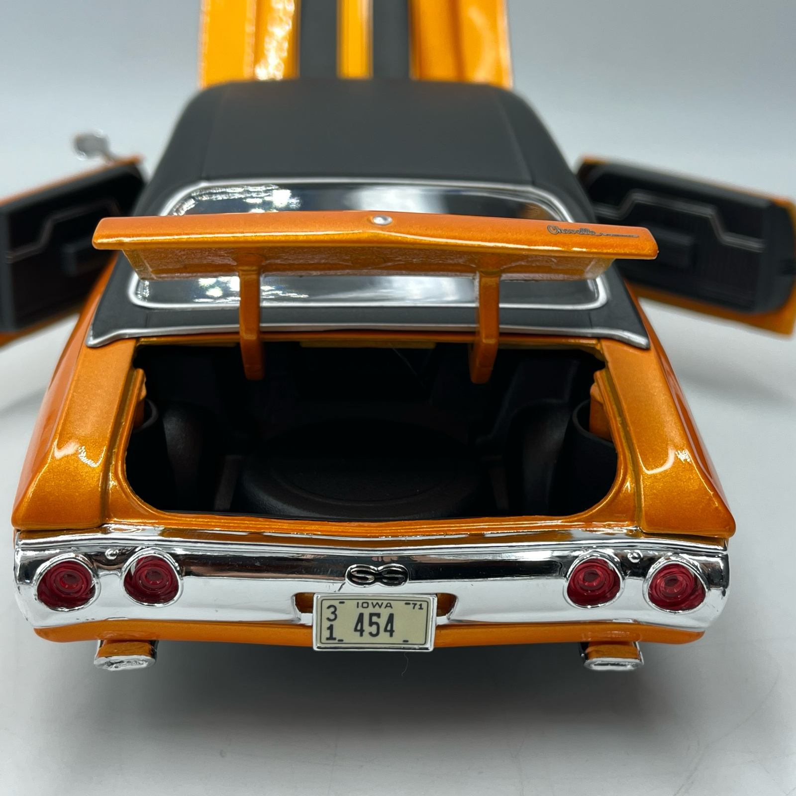 Chevrolet Chevelle SS 454 Sport Orange 1971 – Image 6