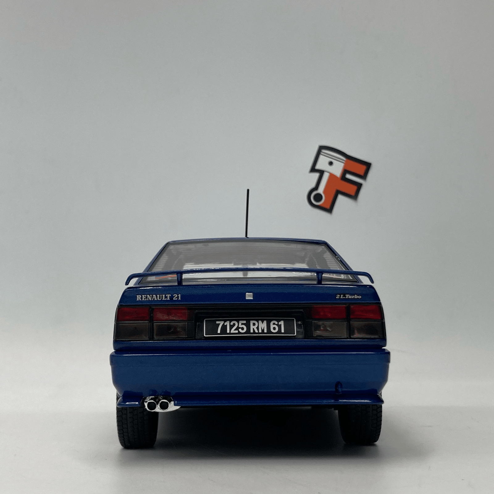 Renault 21 Turbo Bleu Nuit 1988 – Image 9