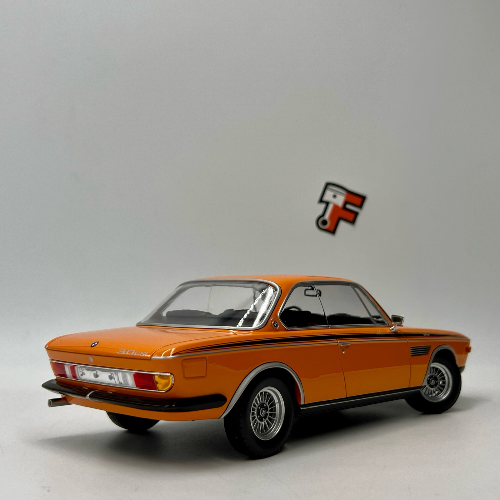 BMW 3.0 CSL Orange 1971 – Image 3