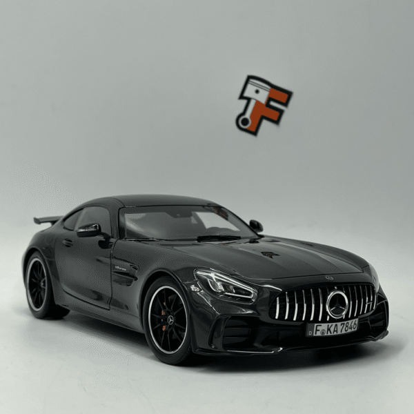 Miniature Mercedes AMG GT R 2019 gris Norev 1/18 vendue en Suisse