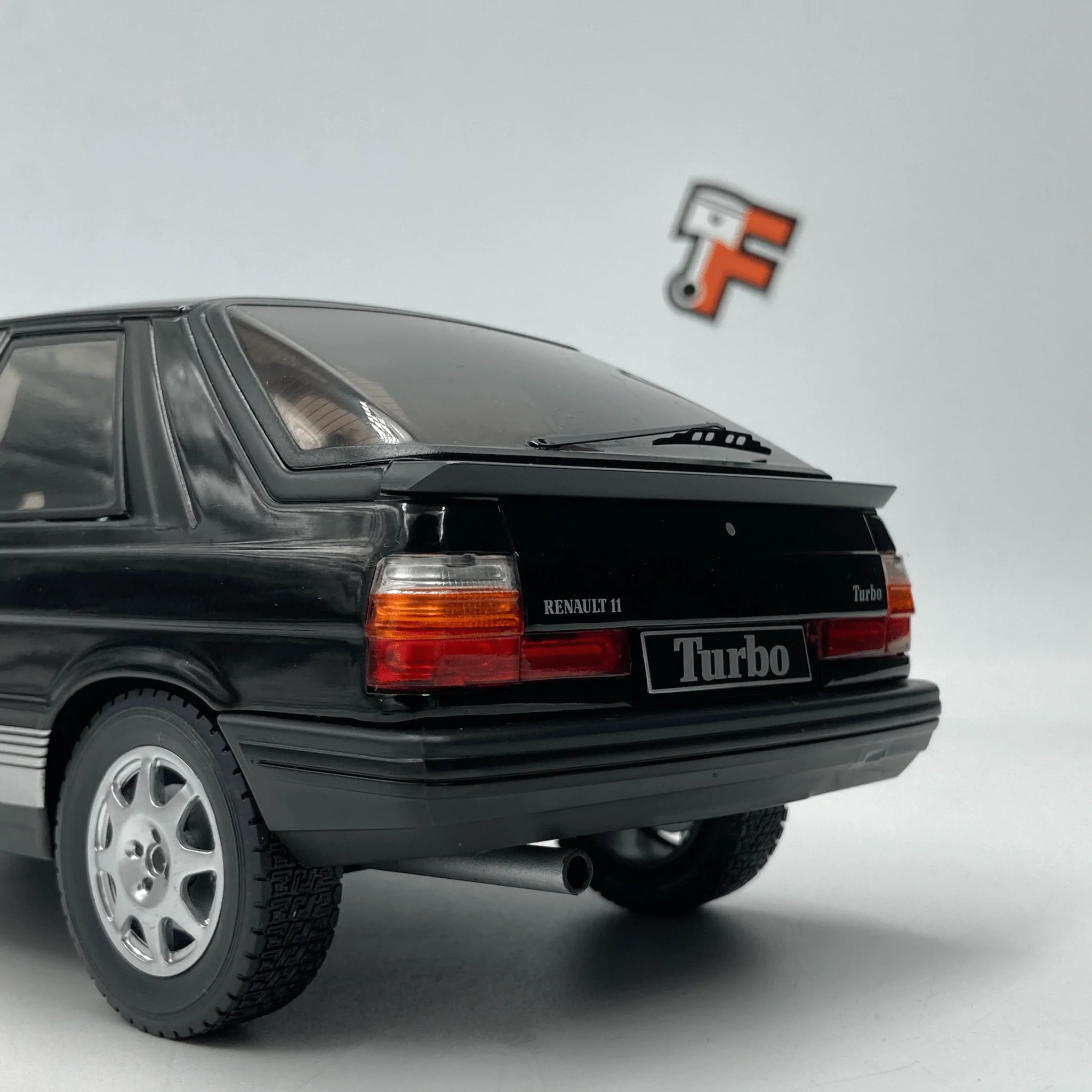 Renault 11 Turbo Noire 1987 – Image 8