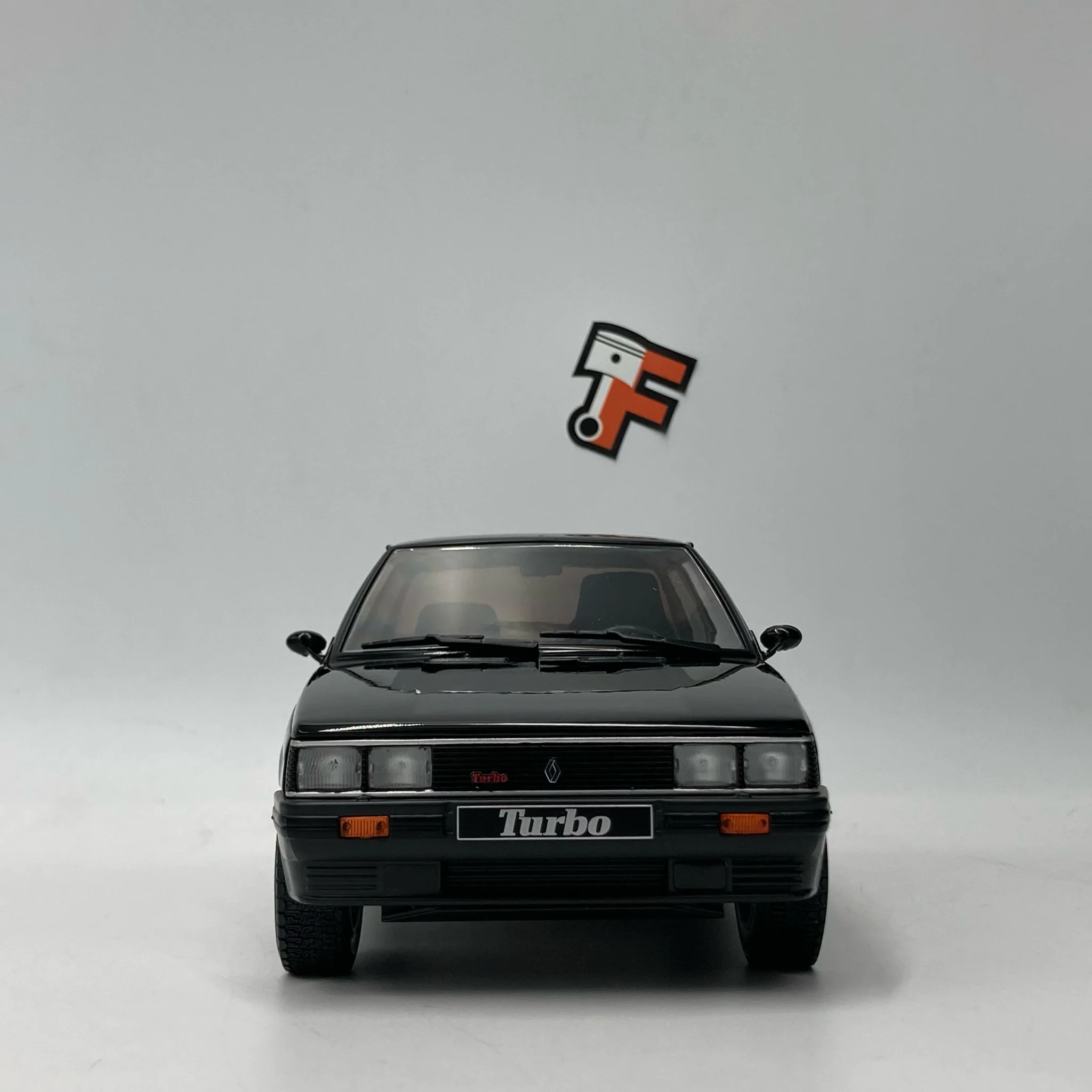 Renault 11 Turbo Noire 1987 – Image 10