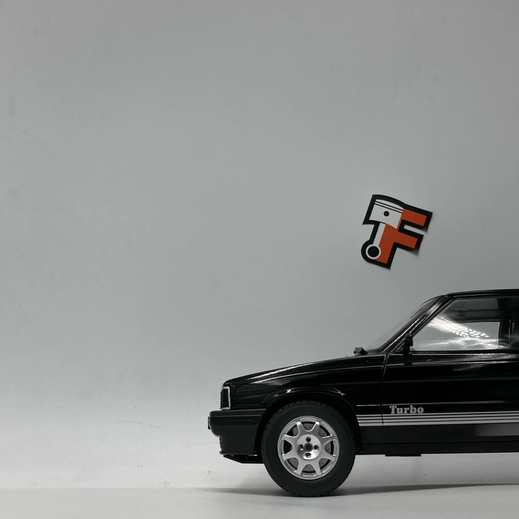 Renault 11 Turbo Noire 1987 – Image 4