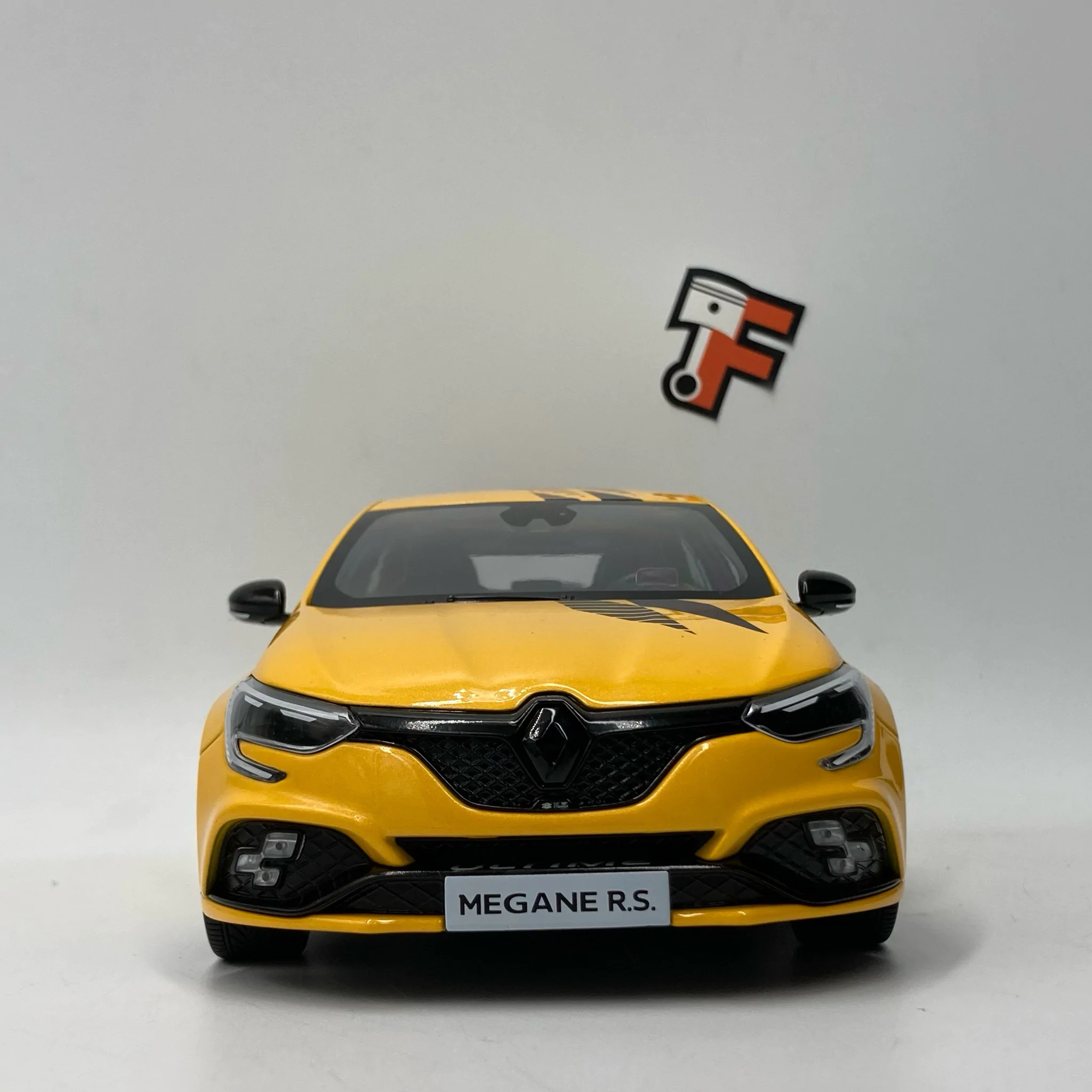 Renault Megane 4 RS Ultime Jaune Sirius 2023 – Image 6