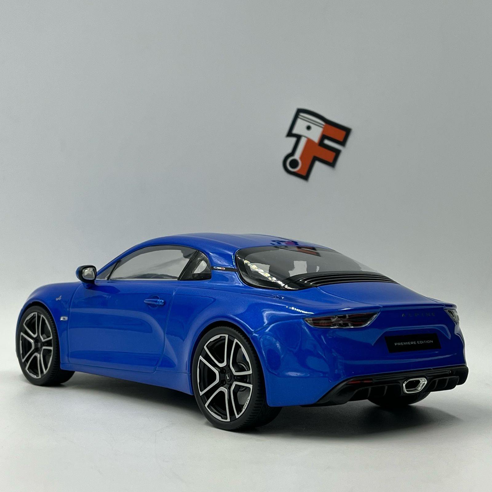 Alpine A110 ‘’Première Édition’’ 2017 Blue – Image 4