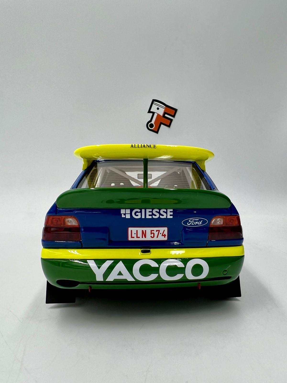 Miniature Ford Escort RS Cosworth Yacco vendue en Suisse