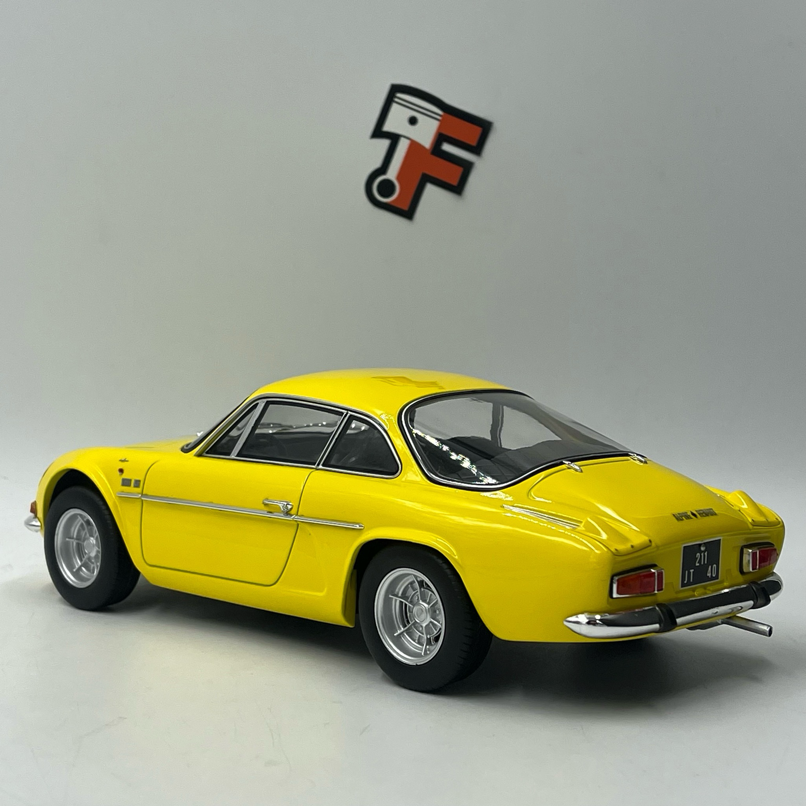 Alpine A110 1600S 1971 Yellow – Image 4