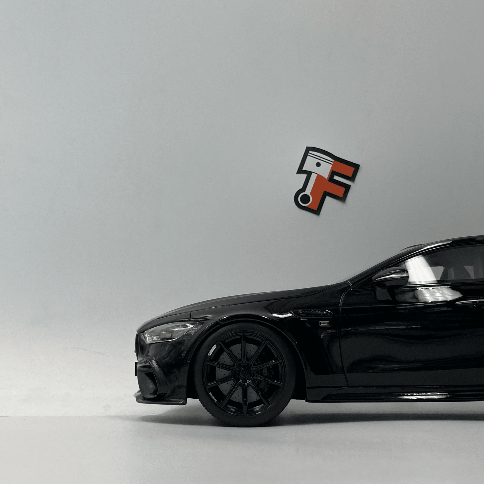 Miniature Mercedes-Benz AMG GTS Coupe Brabus Rocket 930 Schwartz 2023 vendue en Suisse