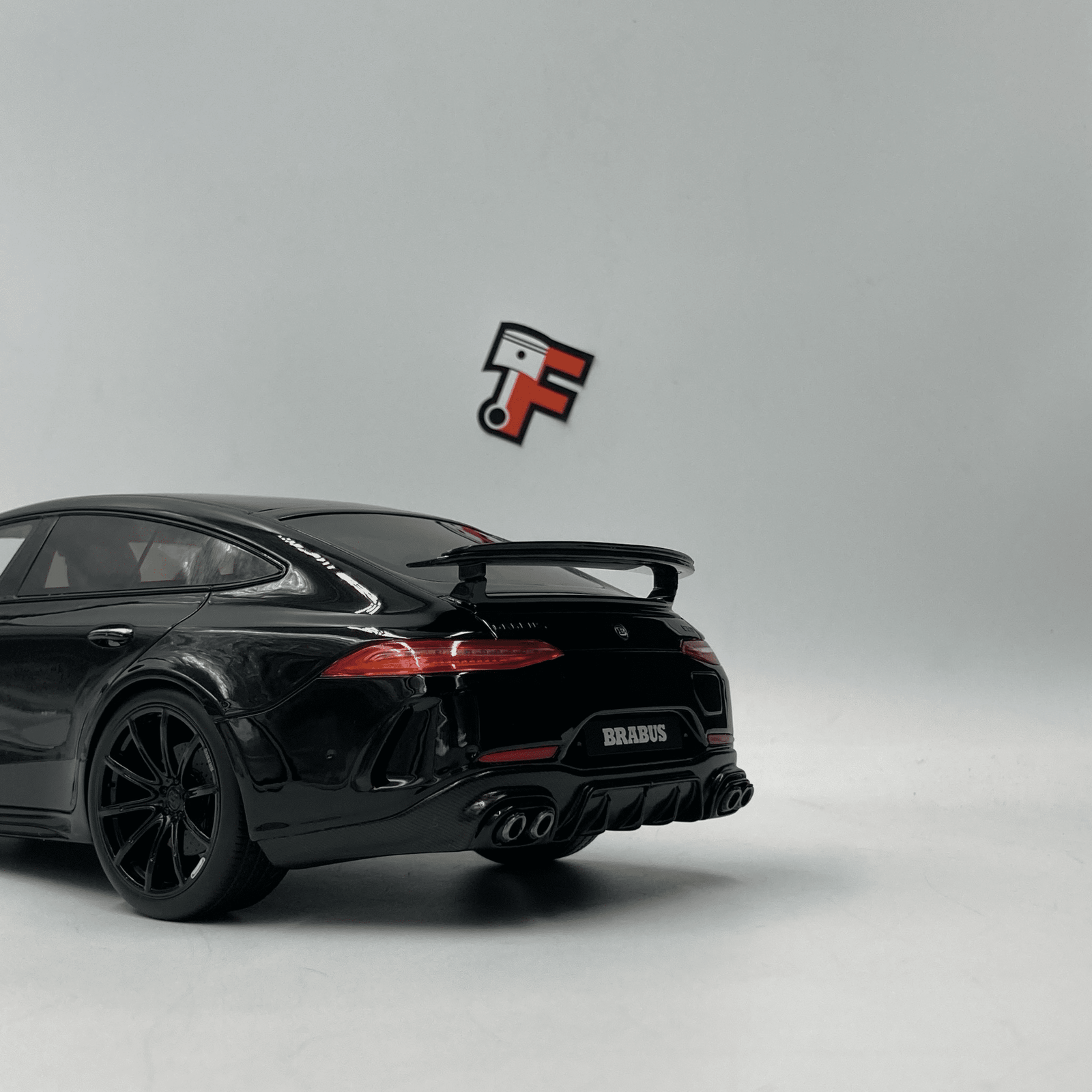 Miniature Mercedes-Benz AMG GTS Coupe Brabus Rocket 930 Schwartz 2023 vendue en Suisse