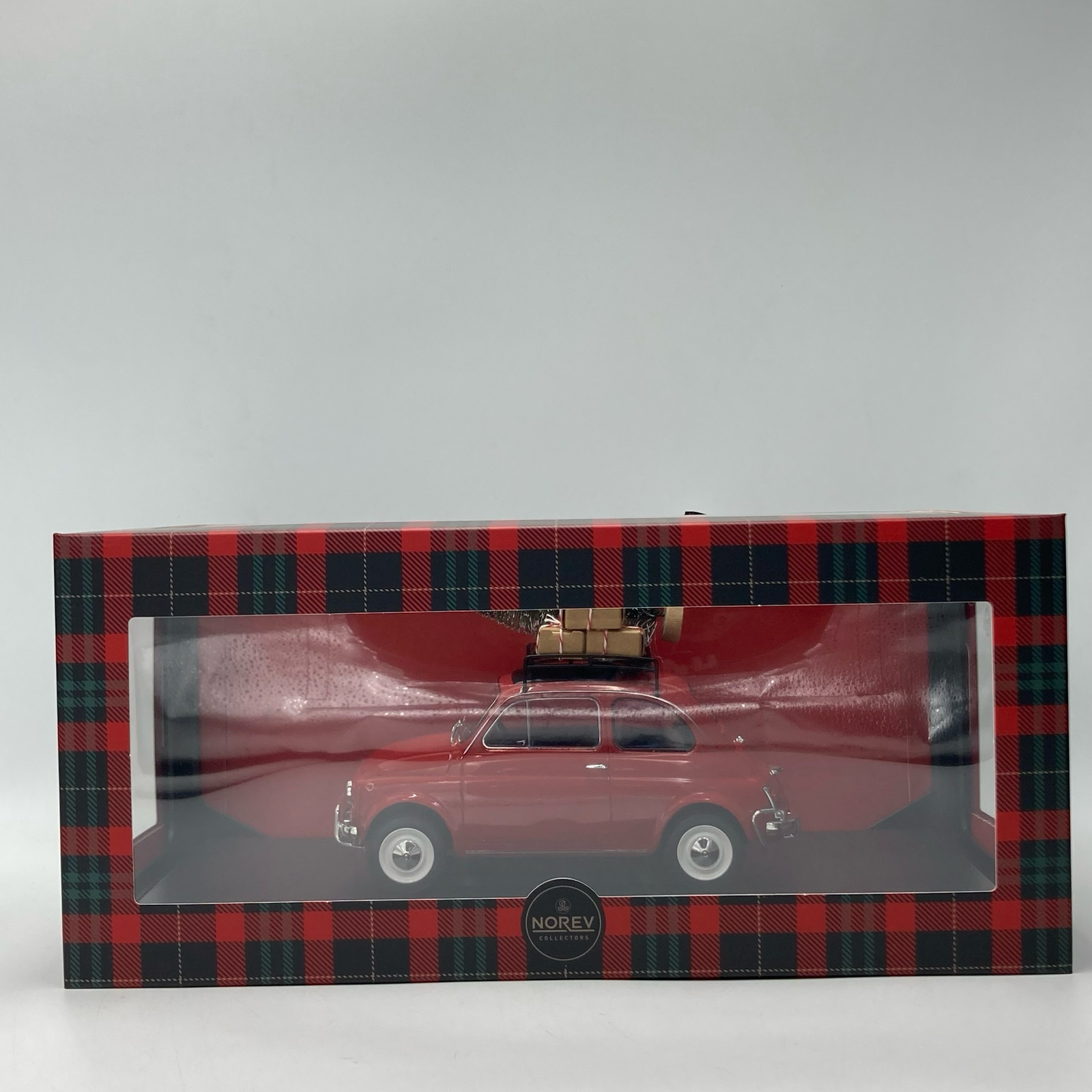 Fiat 500L Christmas Edition Red 1968 – Image 4