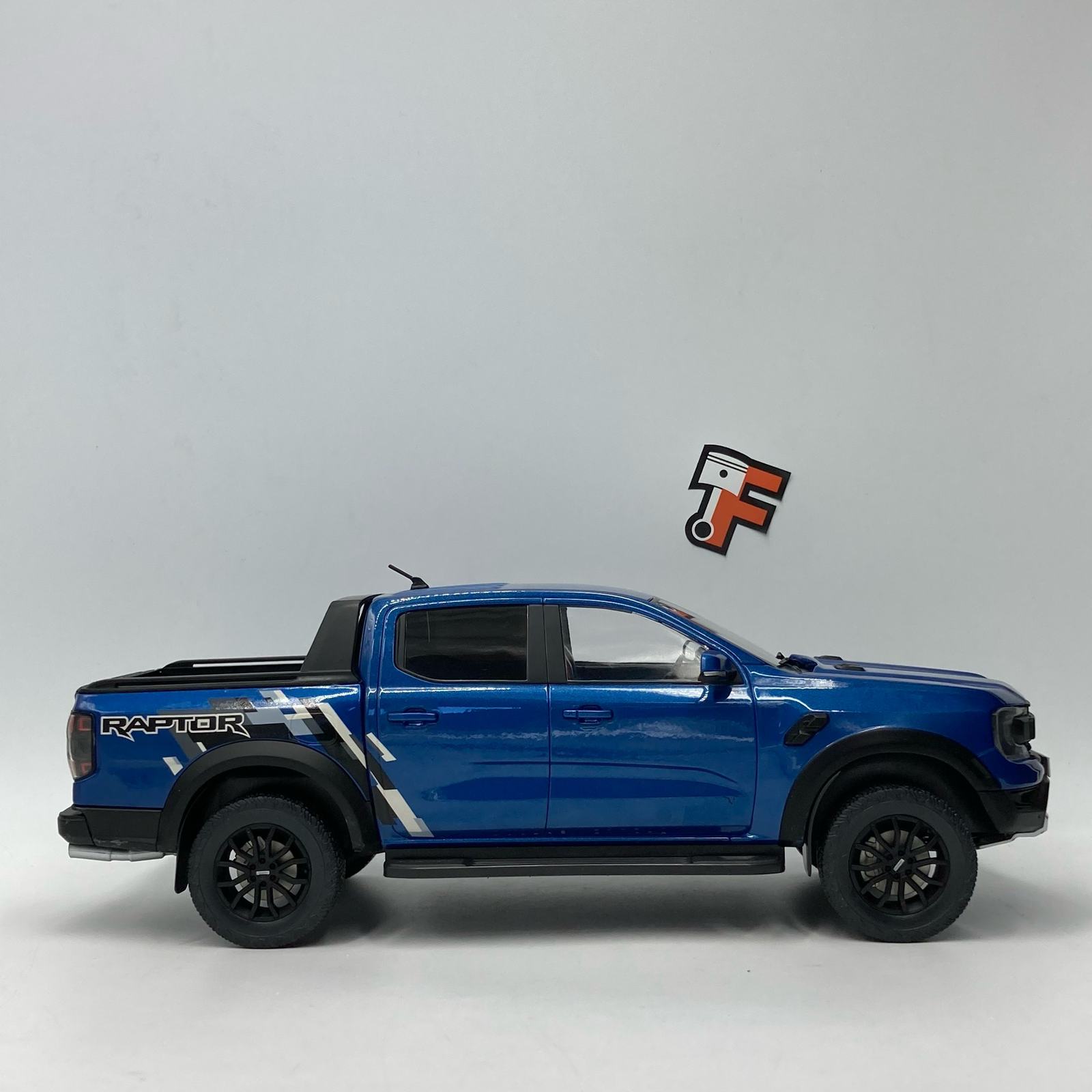 Ford Ranger Raptor Blue Metallic 2022 – Image 2