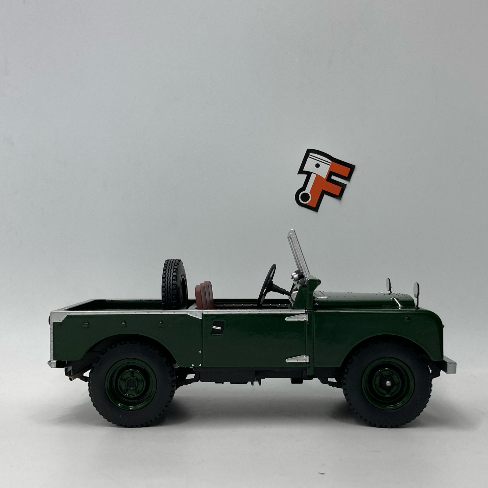 Miniature Land Rover 88 Series 1 Open Top Green 1957 vendue en Suisse