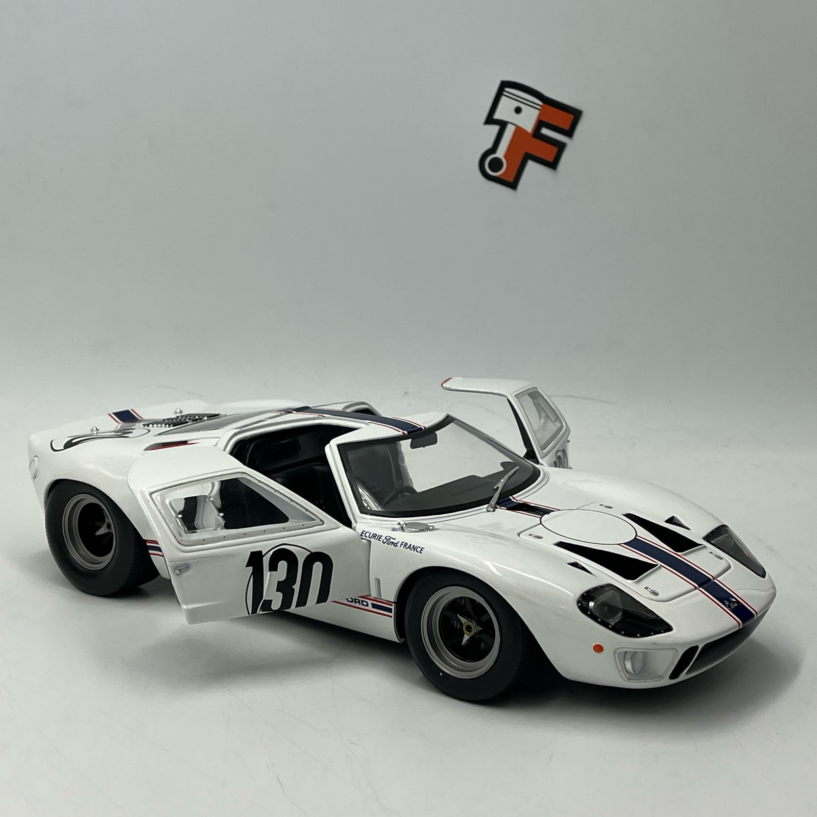 Miniature Ford GT40 MK1 #130 White Targa Florio 1967 vendue en Suisse
