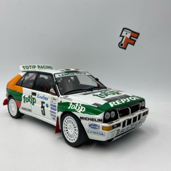 Lancia Delta HF Intégrale Evo Totip Kyosho 1/18