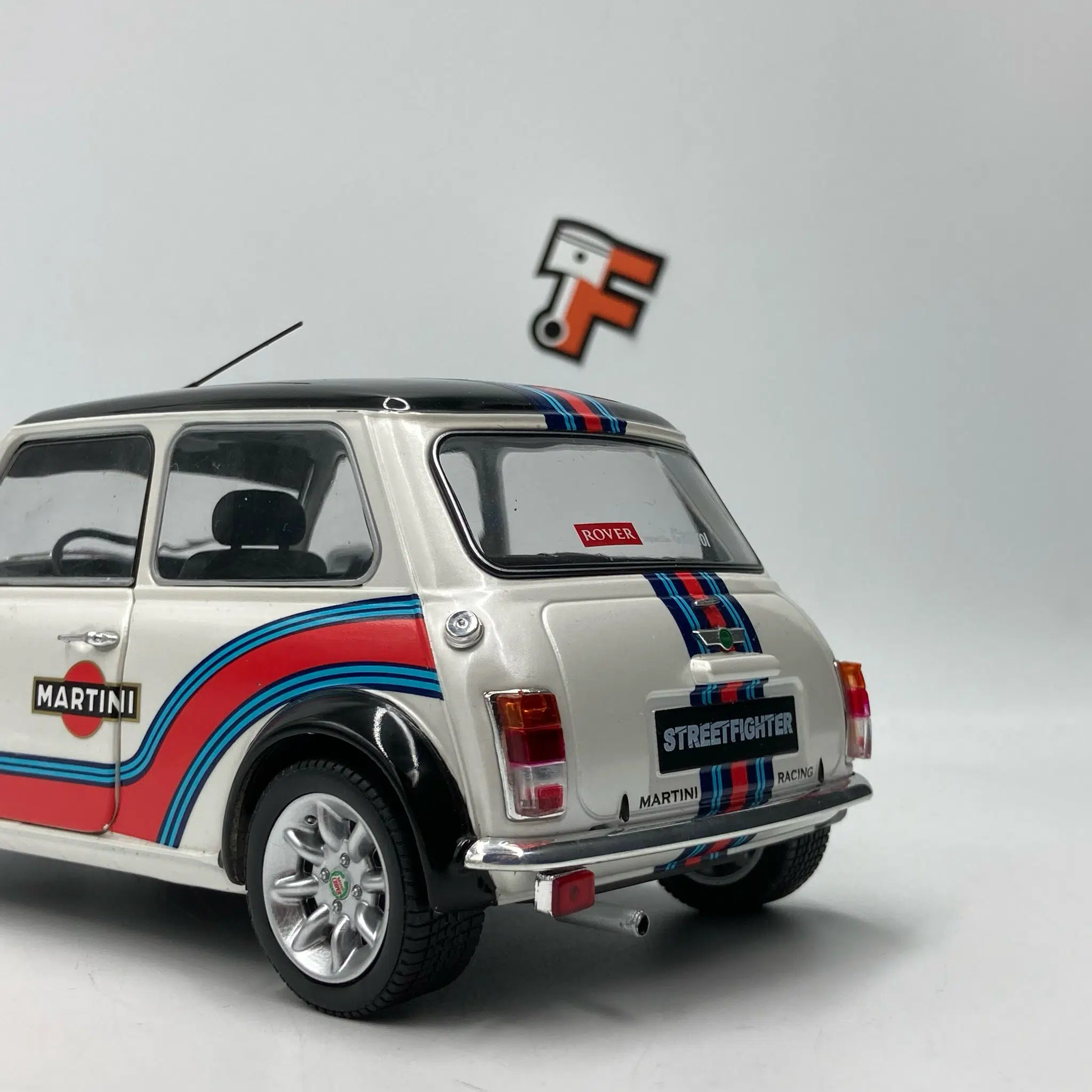 Mini Cooper S Martini Edition White 1998 – Image 9