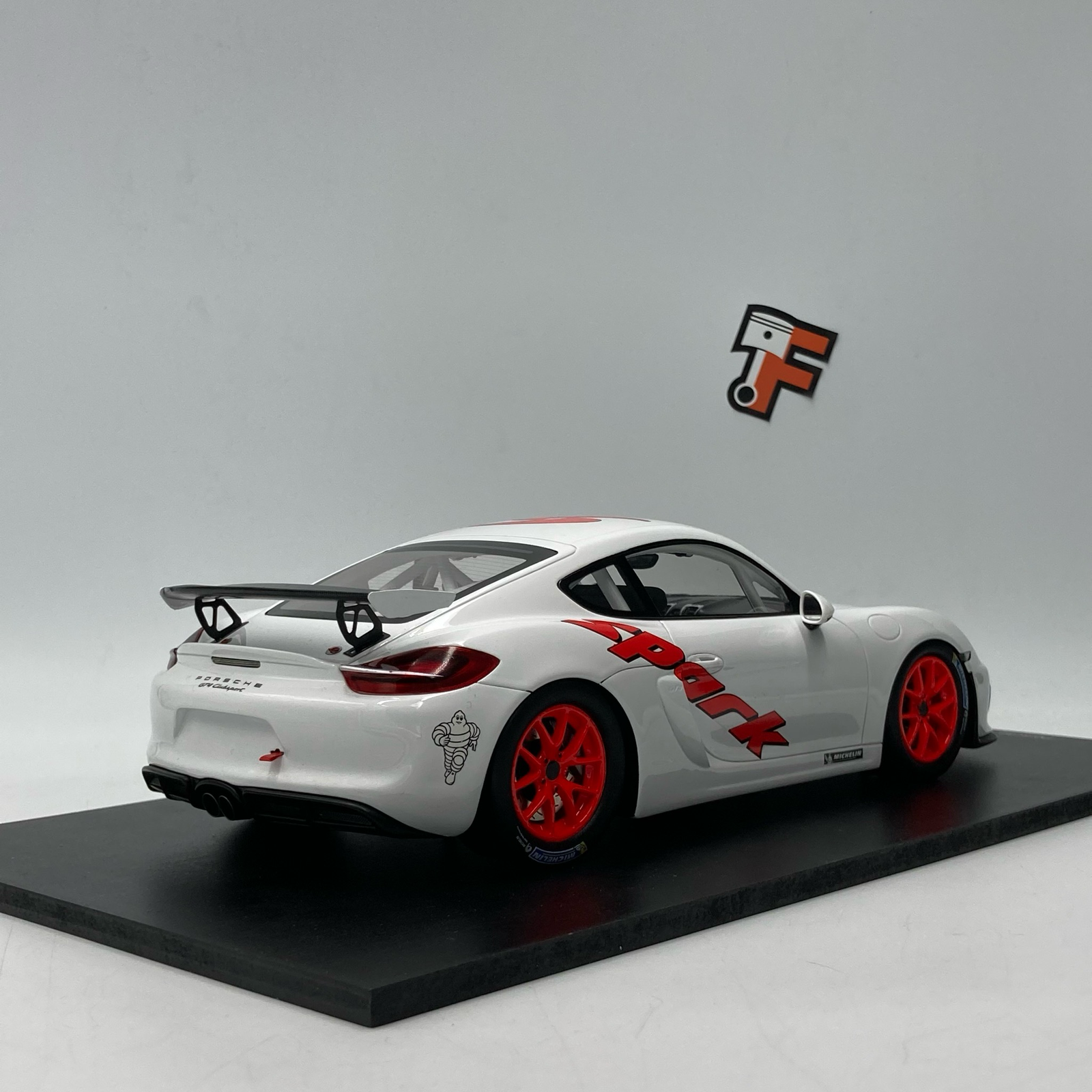 Porsche Cayman 3.8 GT4 Clubsport White 2016 – Image 3