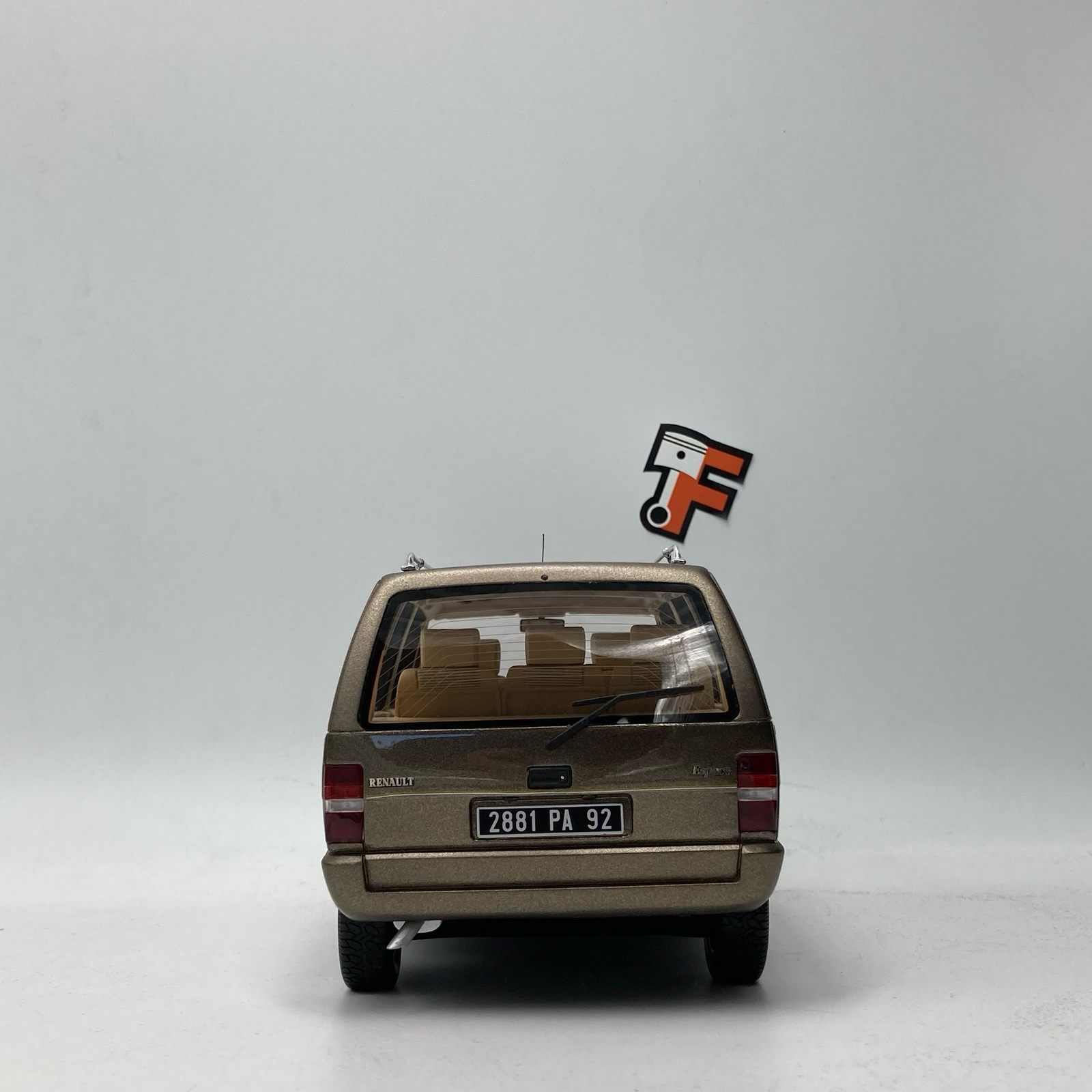 Renault Espace 2000-1 Brun Canelle 1985 – Image 7