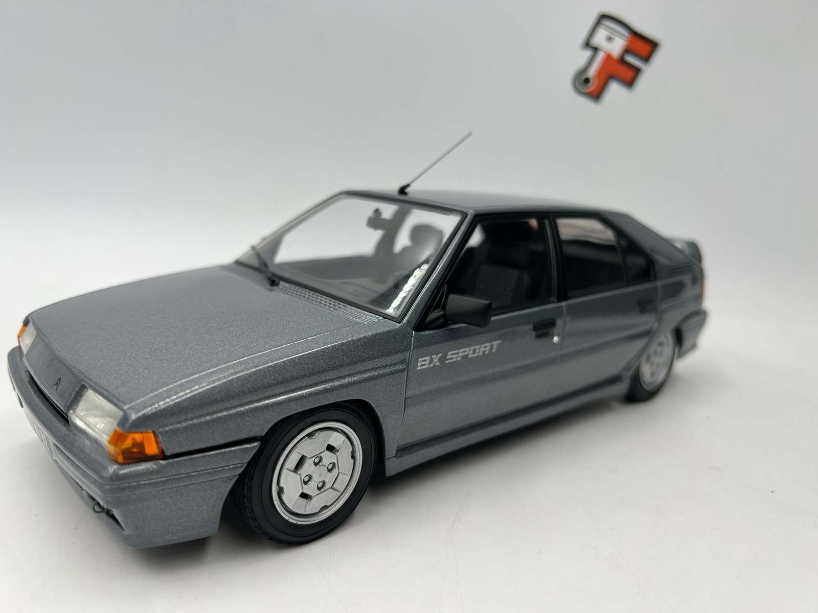 Miniature Citroën BX Sport 1985 modèle de collection