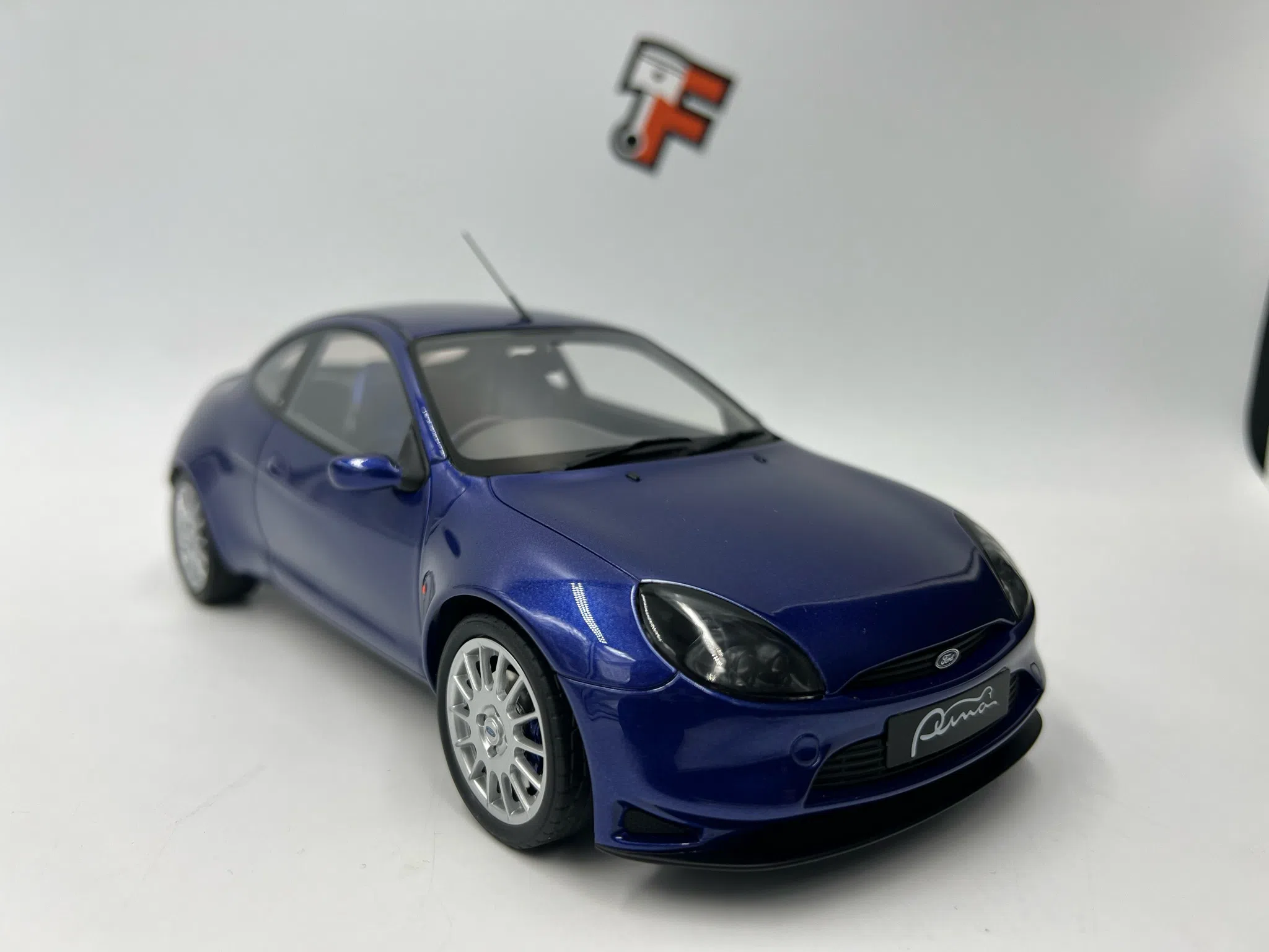 Miniature Ford Puma Racing 1/18 vendue en Suisse