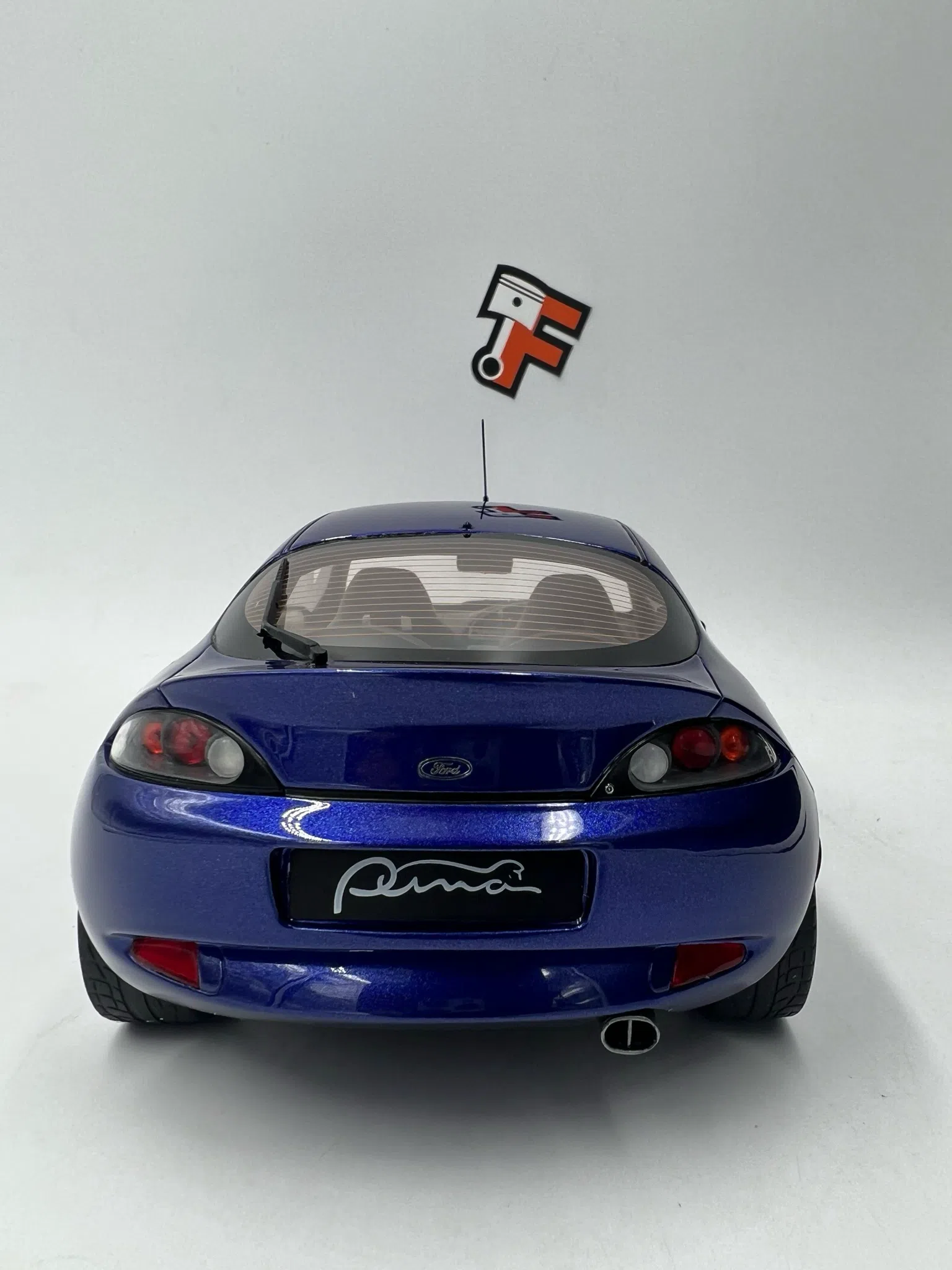 Miniature Ford Puma Racing 1/18 vendue en Suisse