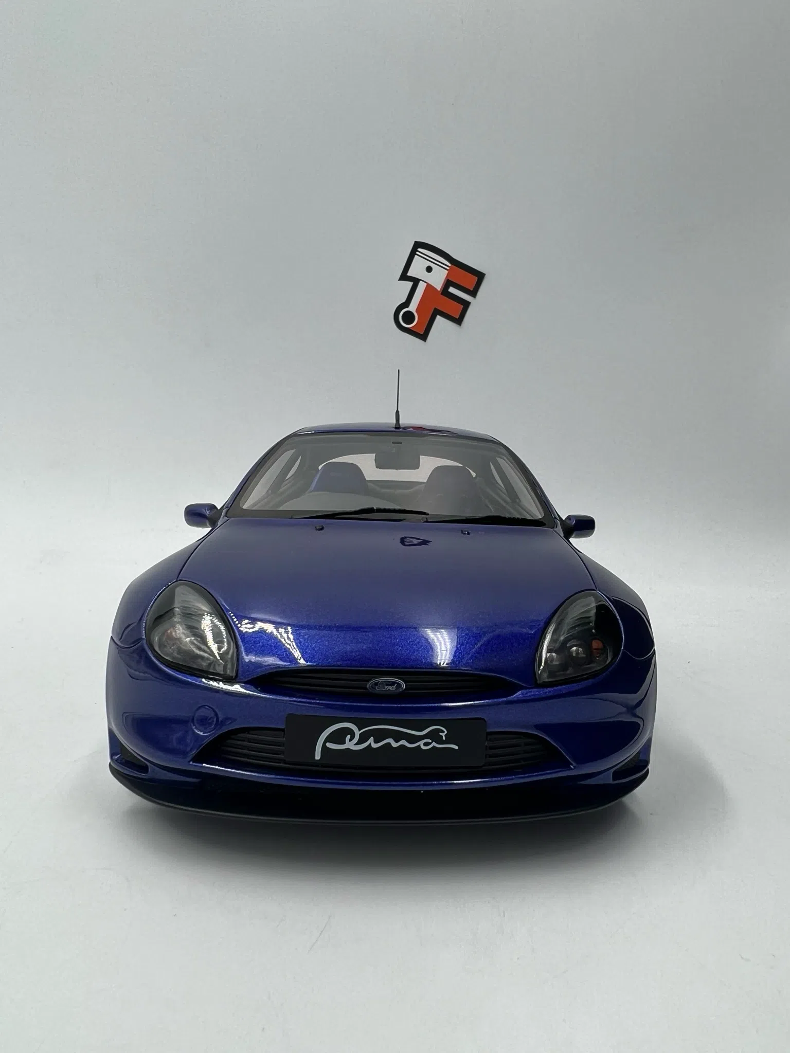 Miniature Ford Puma Racing 1/18 vendue en Suisse