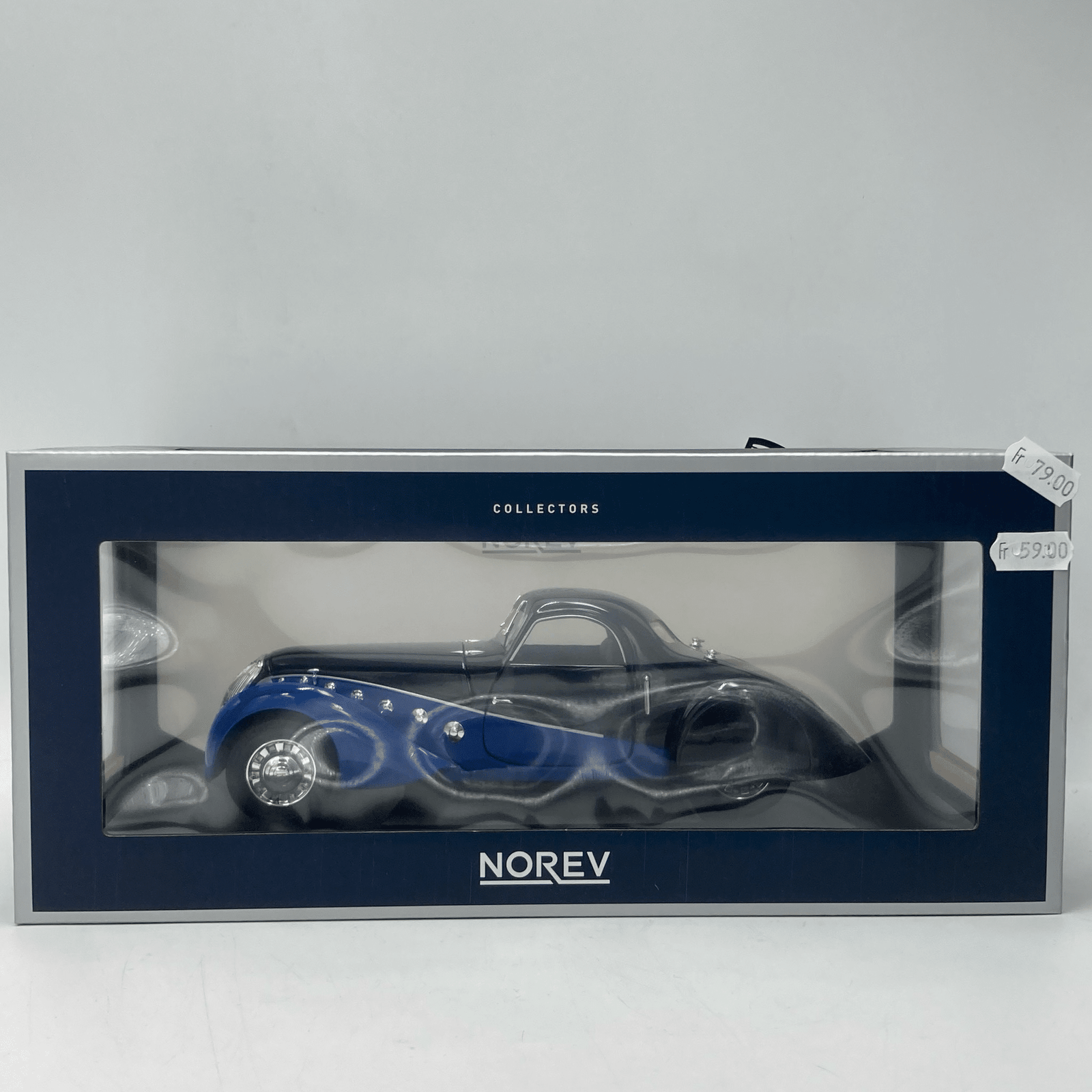 Miniature Peugeot 302 Darl’Mat Coupé 1937 Clair & Bleu foncé Norev 1/18 vendue en Suisse