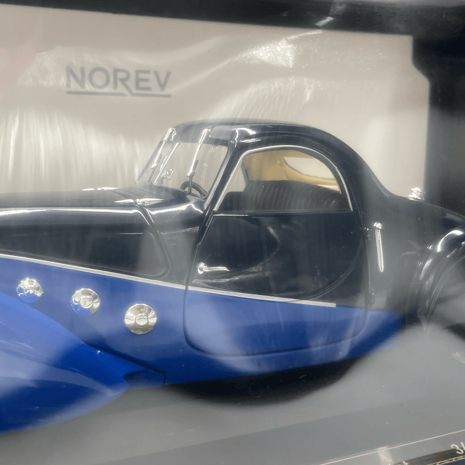 Peugeot 302 Darl’Mat Coupe 1937 Clair&Bleu foncé – Image 2