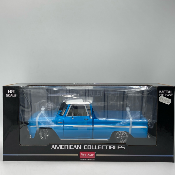 Miniature Chevrolet C-10 Styleside Pickup Lowrider 1965 Blue vendue en Suisse