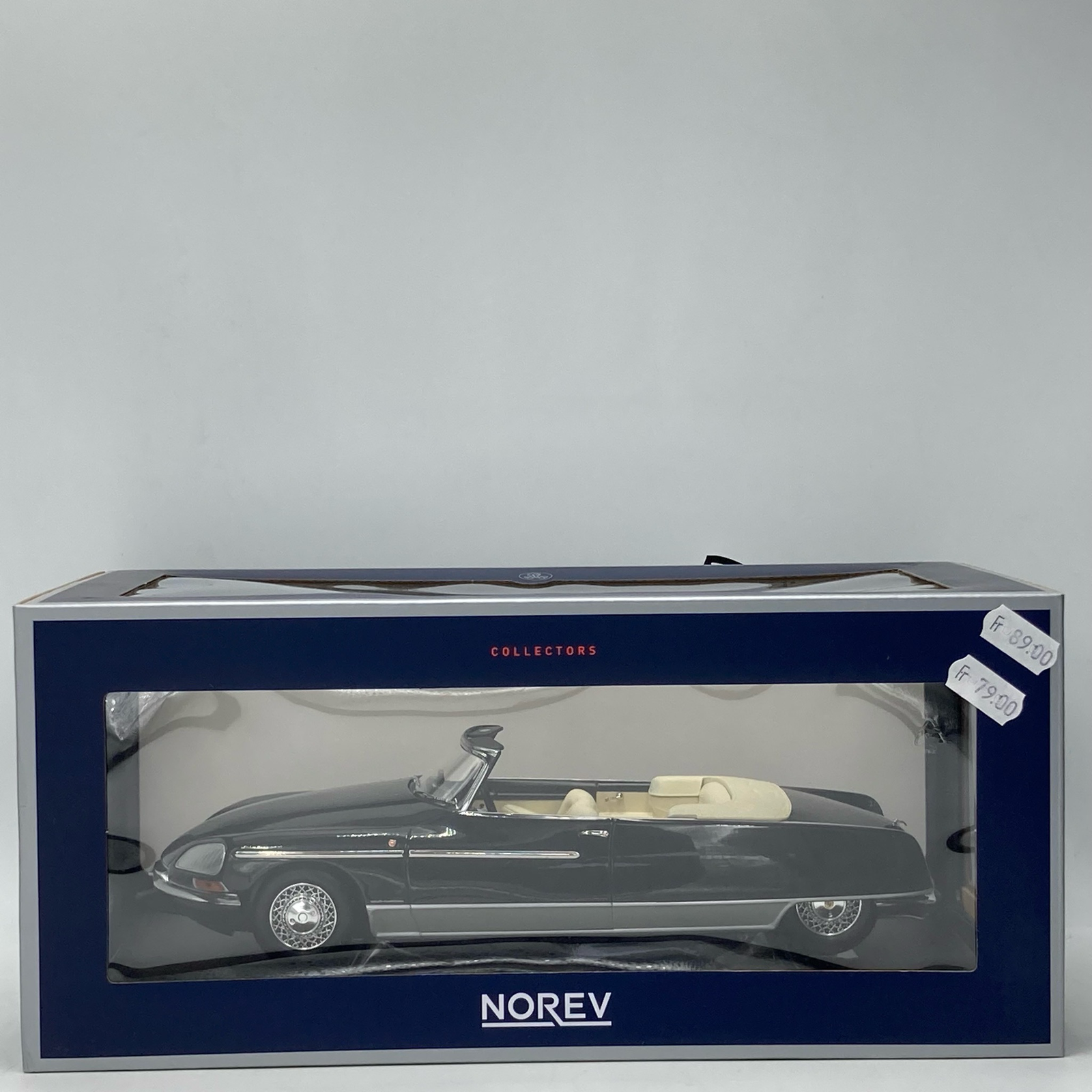 Miniature Citroën DS 21 Palm Beach 1968 modèle de collection