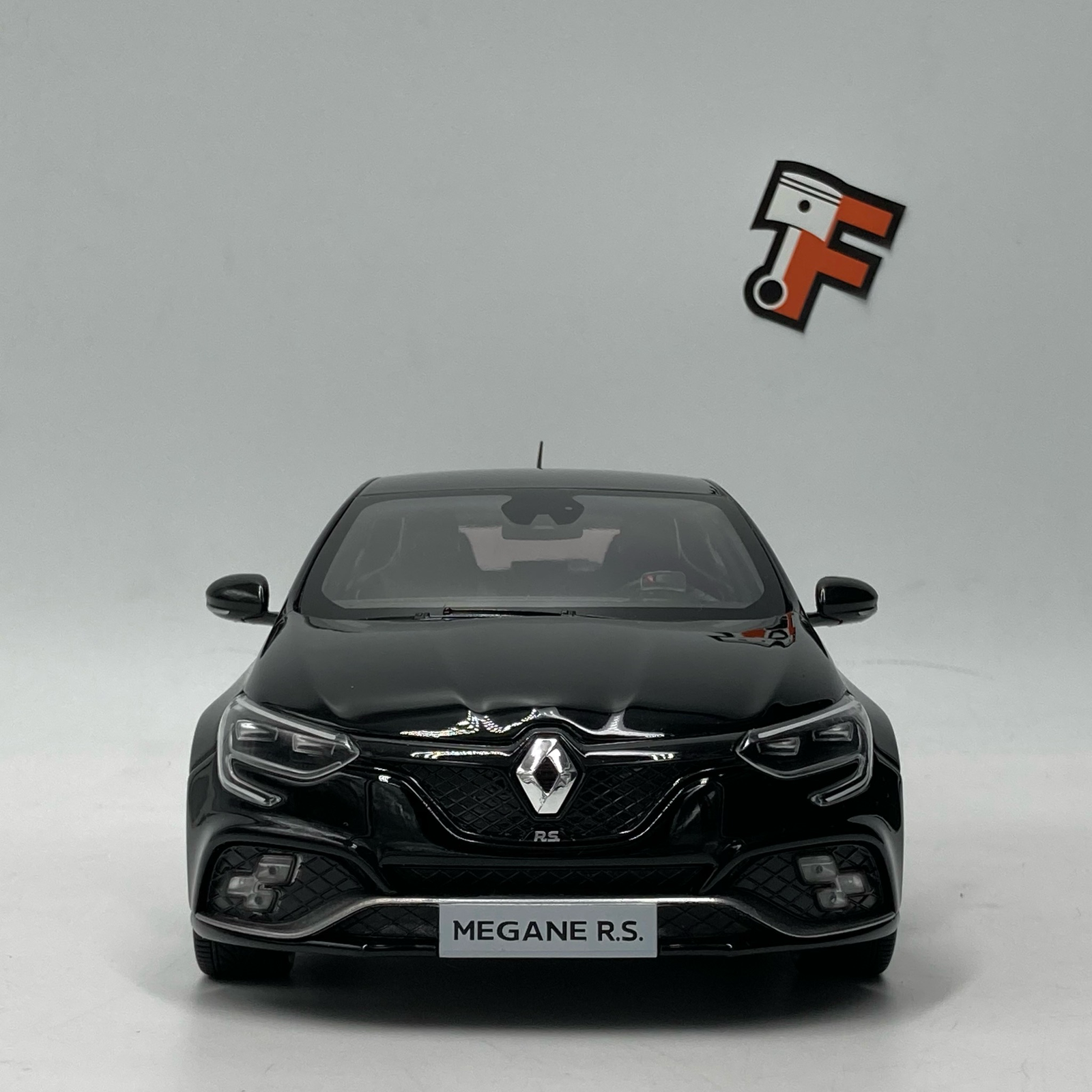 Renault Megane 4 RS Black – Image 5